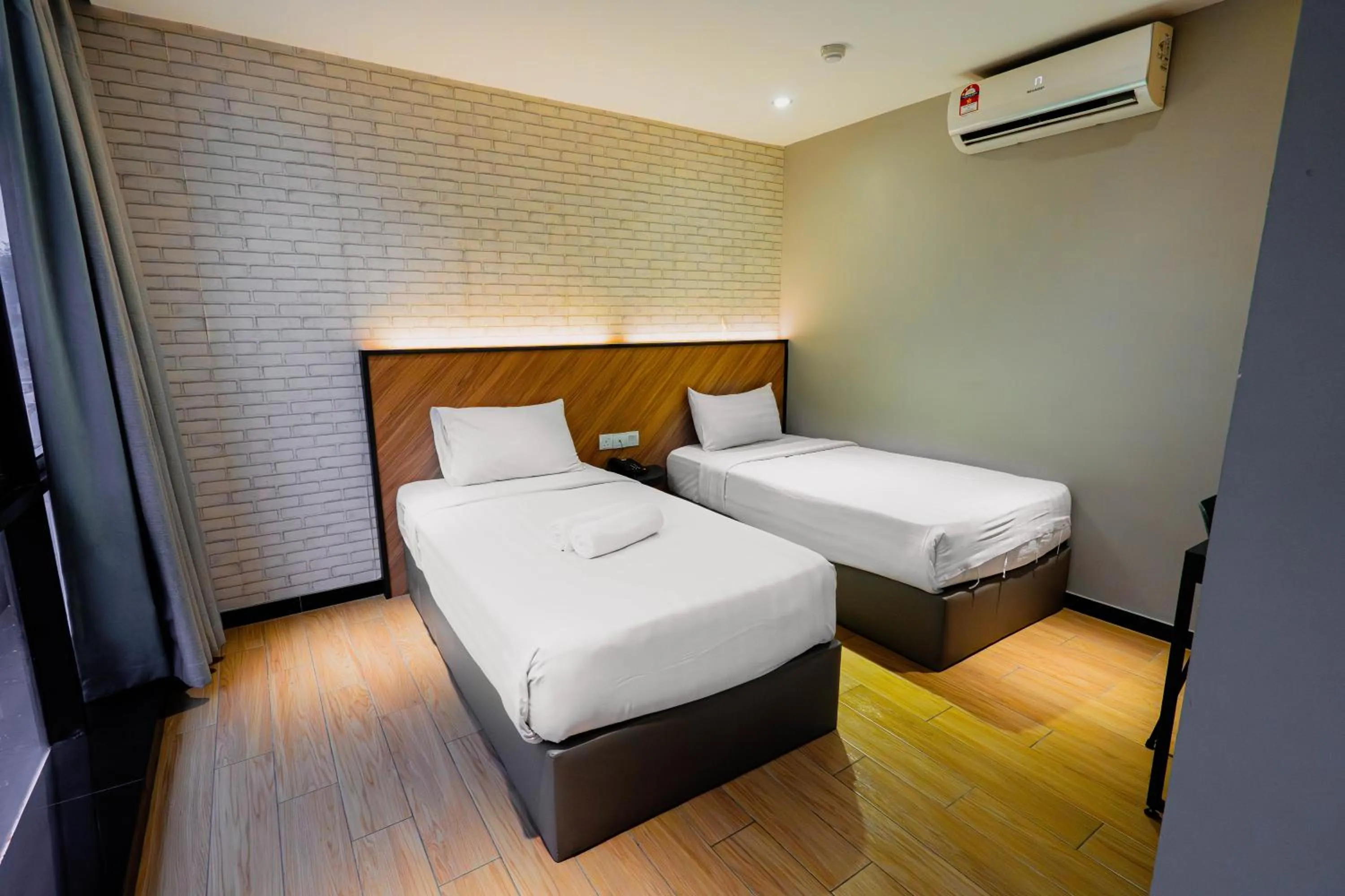 Bed in Hotel 99 Seri Kembangan Serdang