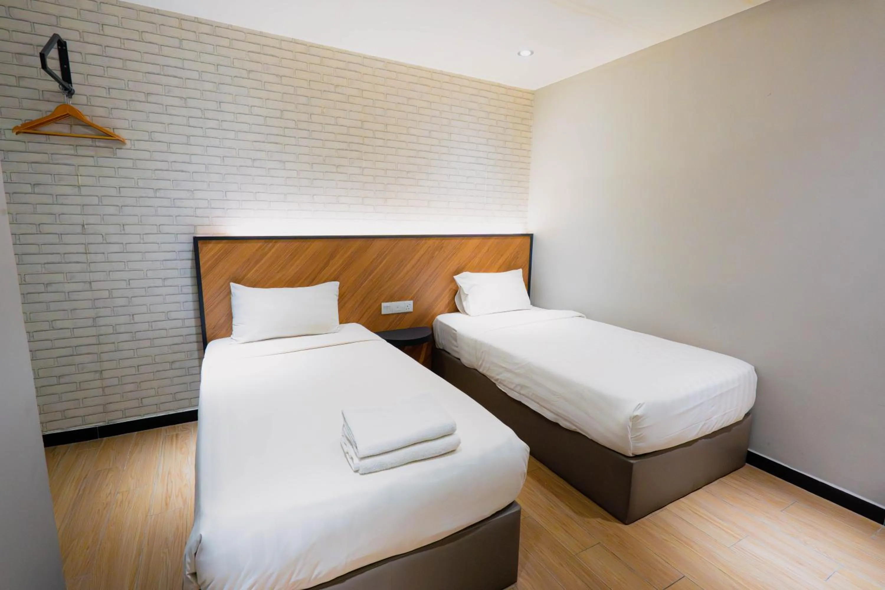 Bedroom, Bed in Hotel 99 Seri Kembangan Serdang