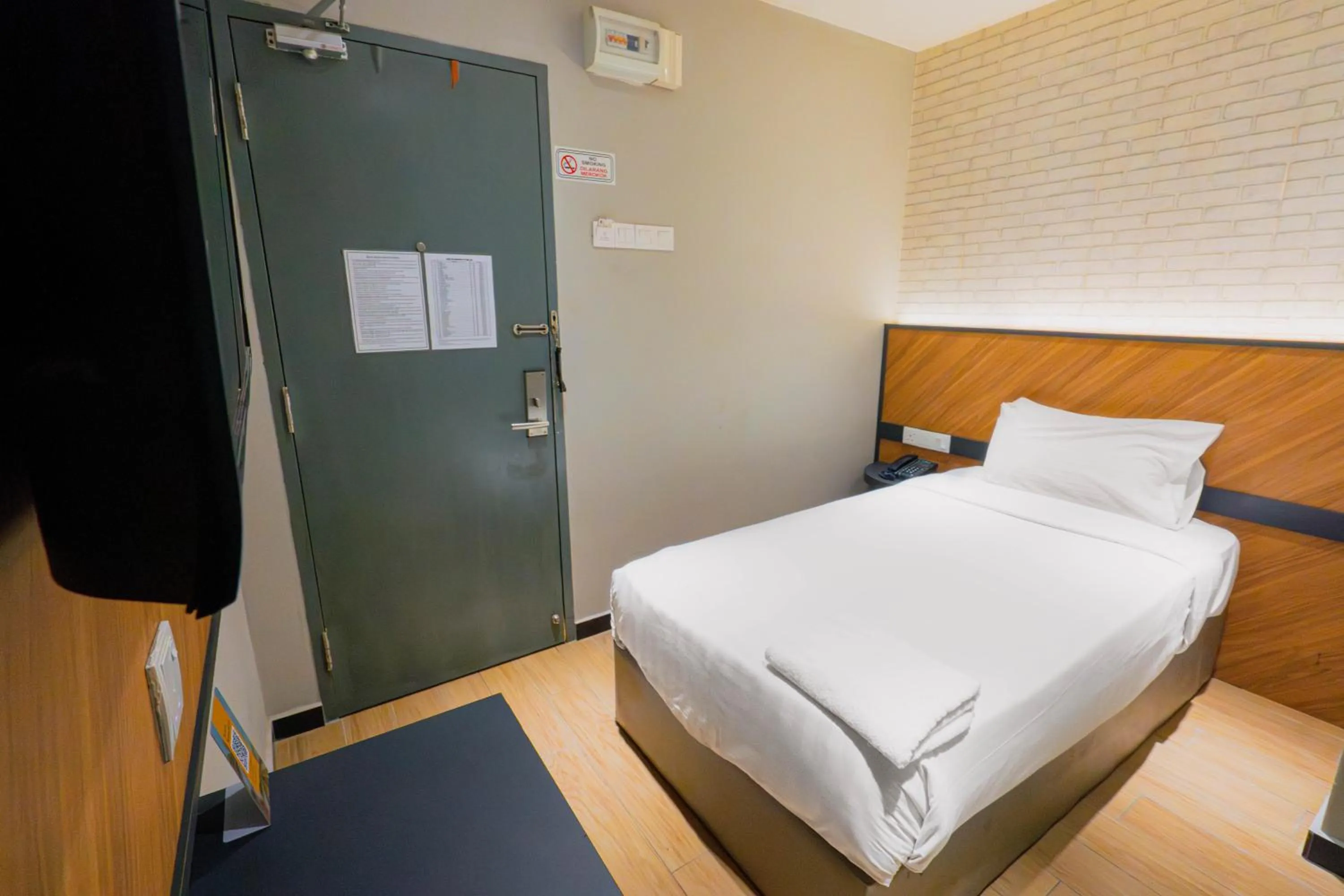 Bed in Hotel 99 Seri Kembangan Serdang