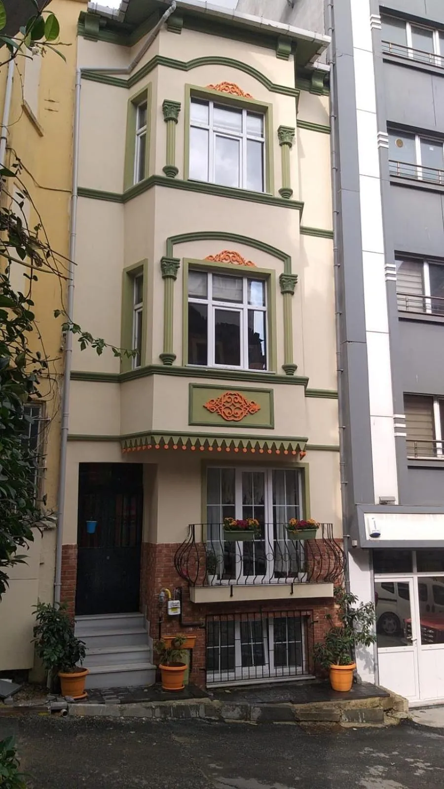 The White Swan Suites Beyoglu