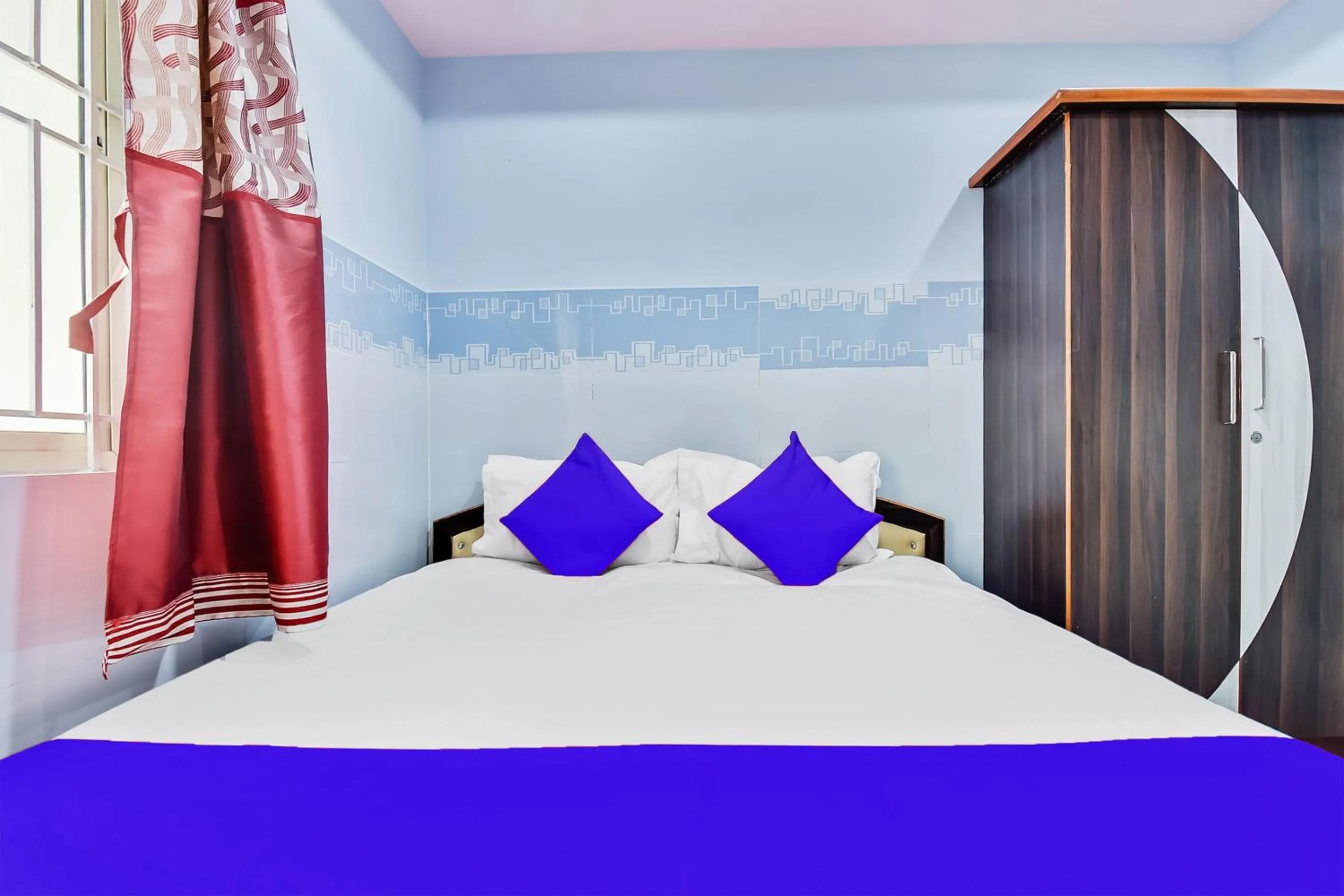 Bedroom, Bed in SPOT ON Gayatri Comforts