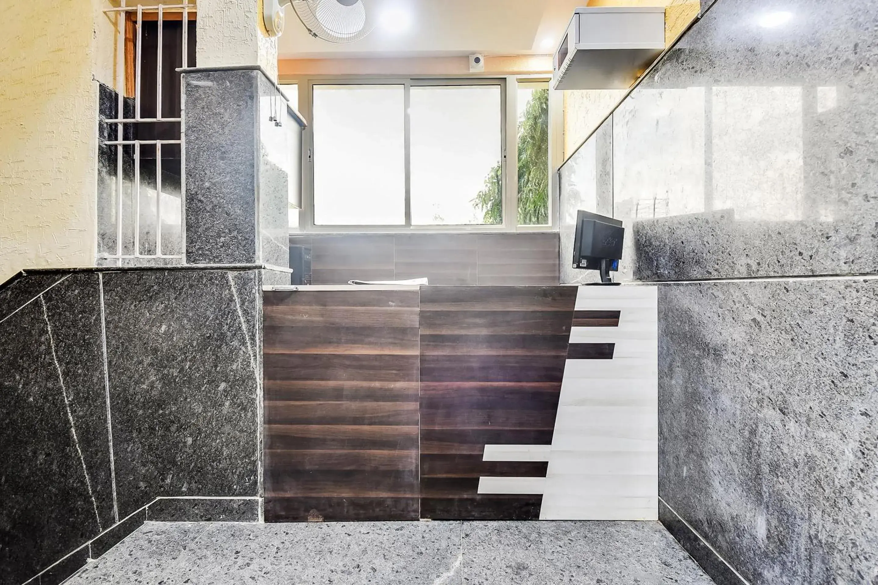 SPOT ON Gayatri Comforts SPOT ON Gayatri Comforts