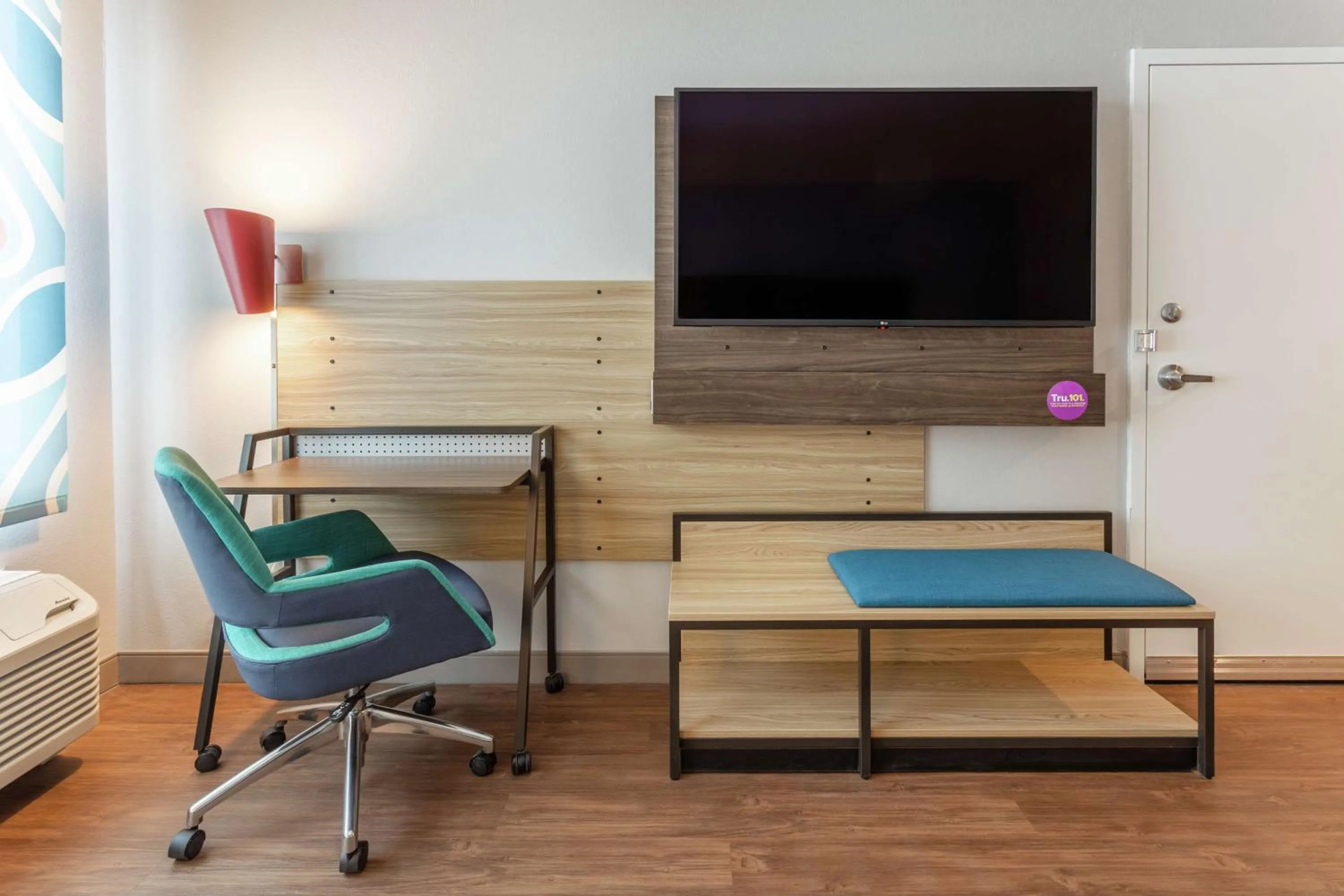 Bedroom in Tru By Hilton Binghamton Vestal