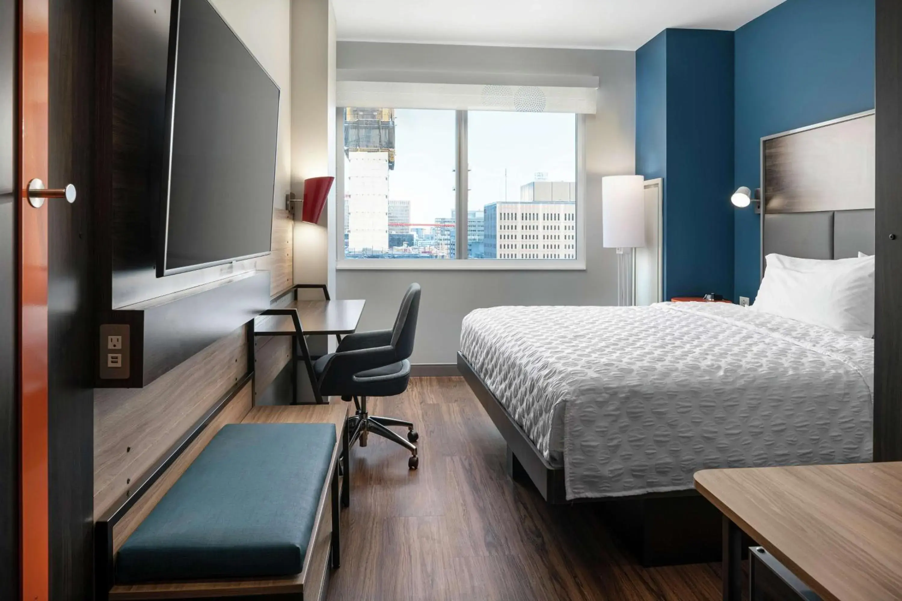 Bedroom, Bed in Tru By Hilton Denver Downtown Convention Center Bedroom, Bed in Tru By Hilton Denver Downtown Convention Center