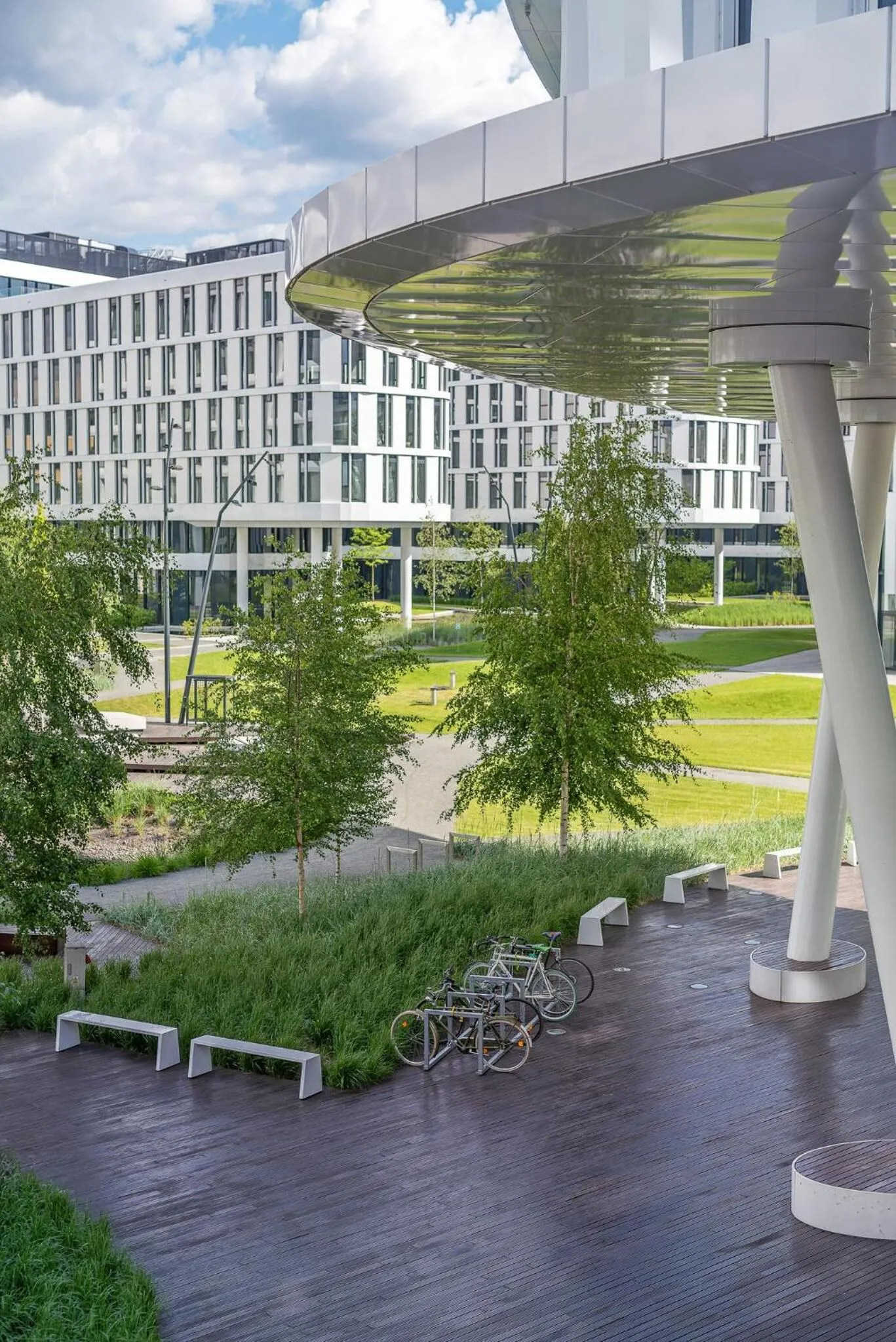 Patio in Sound Garden Hotel Airport
