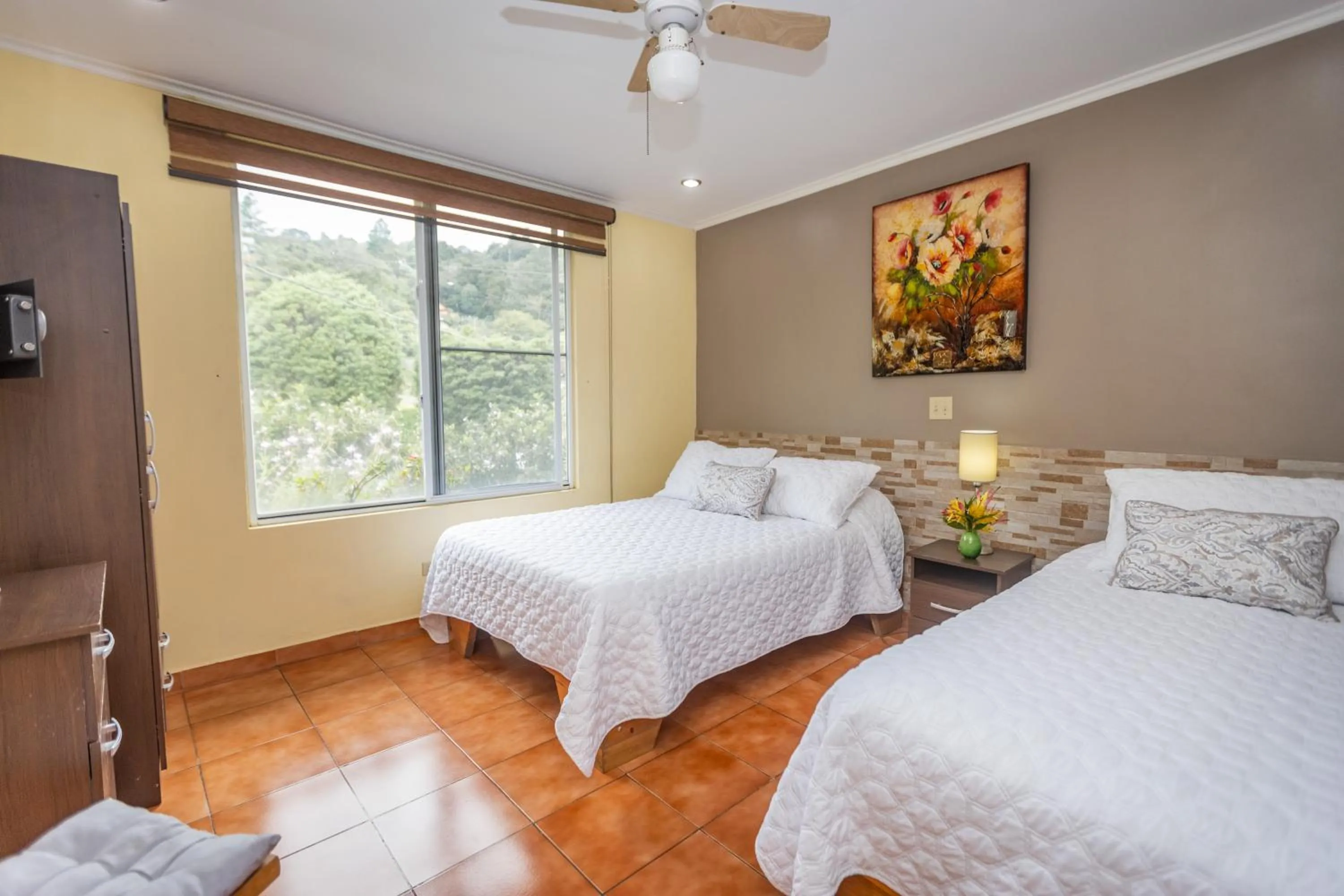 Bed in El Oasis Hotel y Restaurante