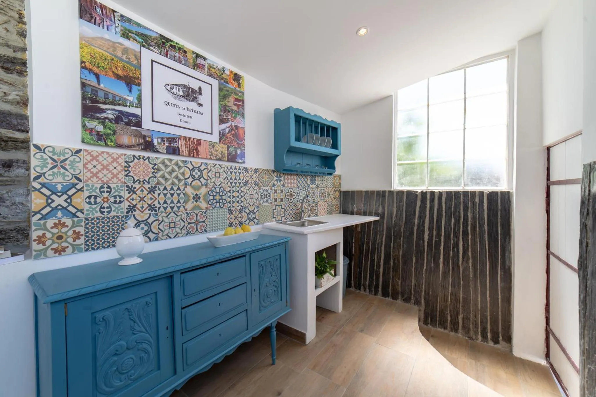 Kitchen or kitchenette in Quinta Da Estrada Winery Douro Valley