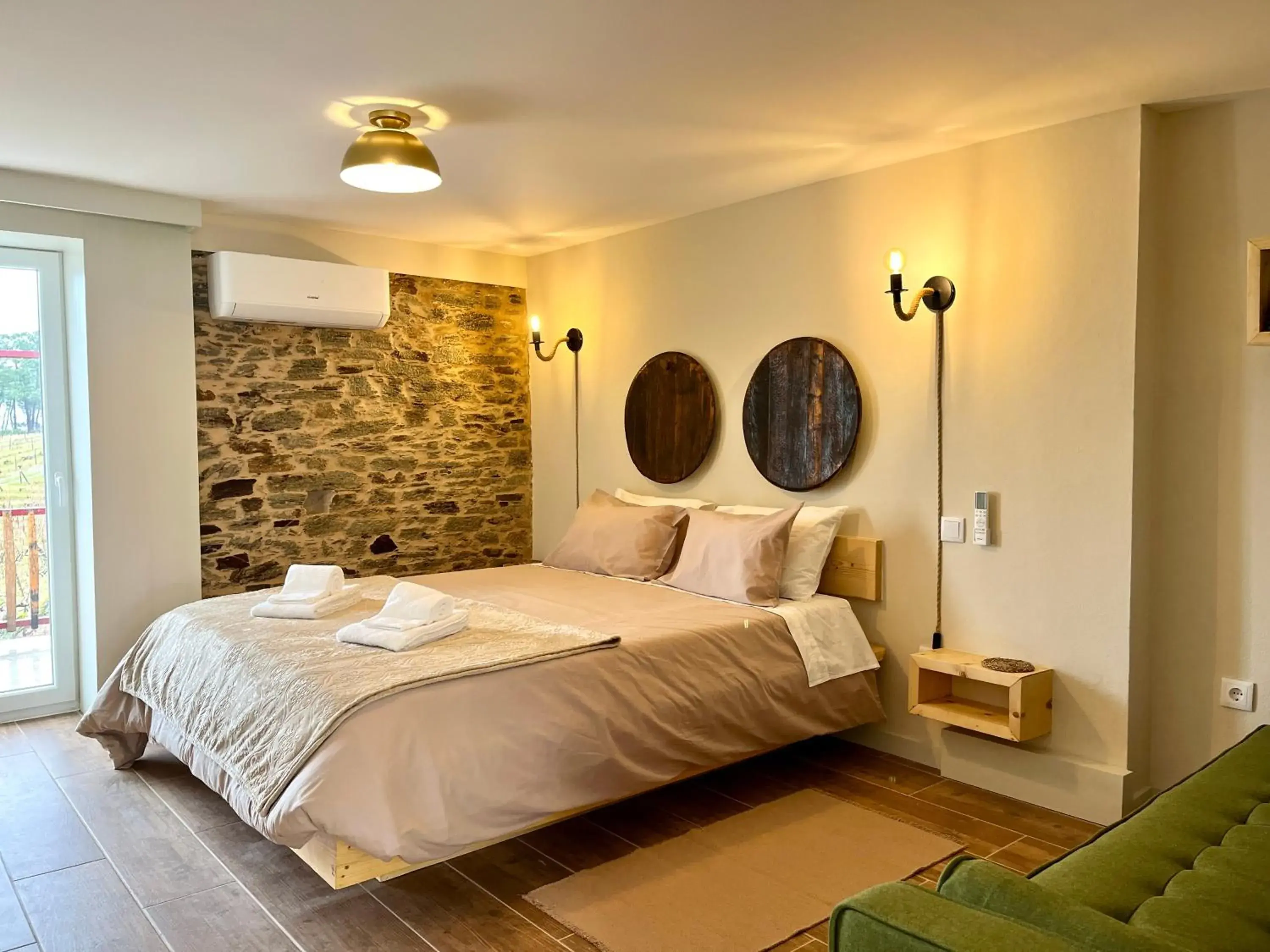 Double Room with Balcony (2 Adults + 1 Child) in Quinta Da Estrada Winery Douro Valley Double Room with Balcony (2 Adults + 1 Child) in Quinta Da Estrada Winery Douro Valley
