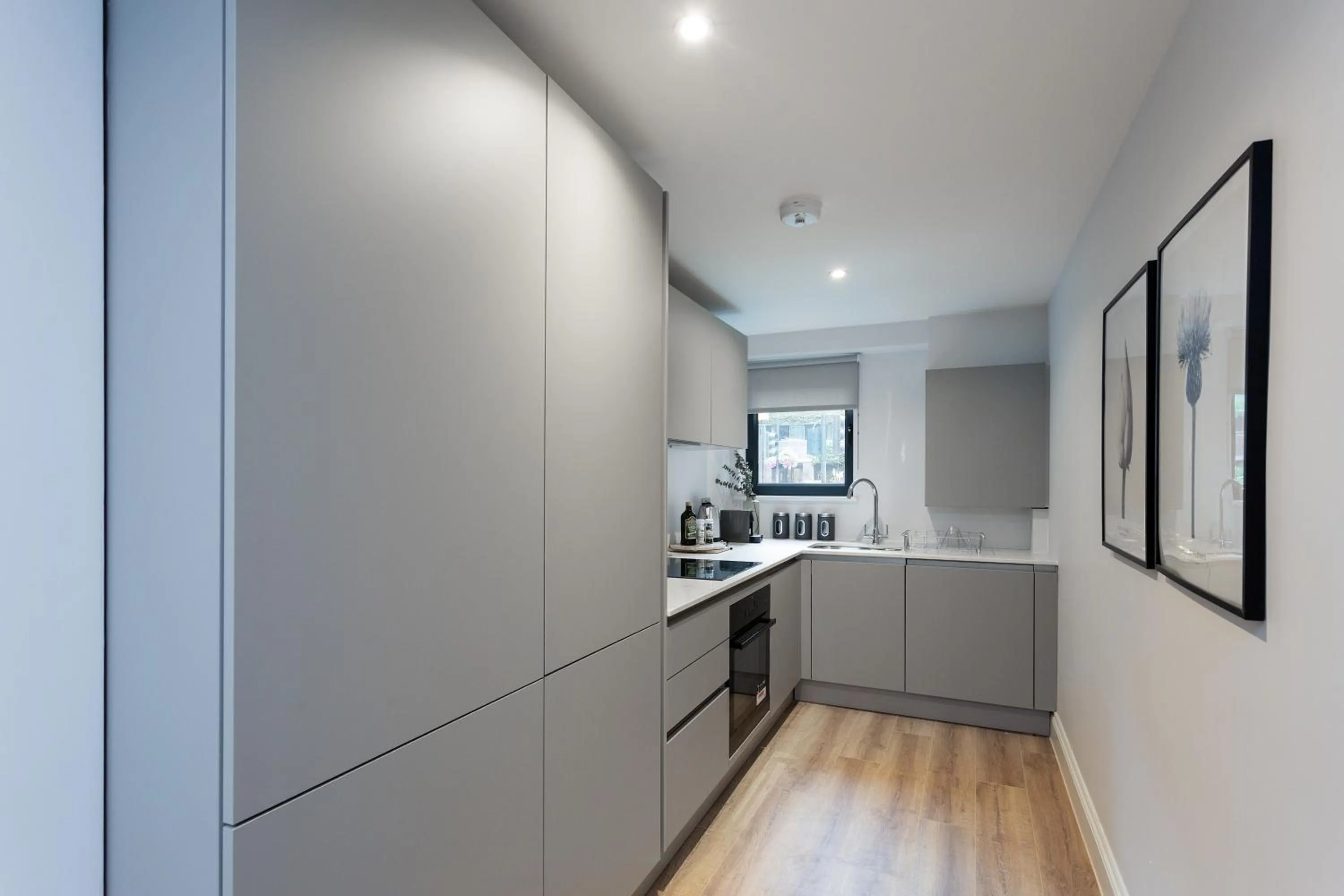 Kitchen or kitchenette in The Carlyle by Nestor