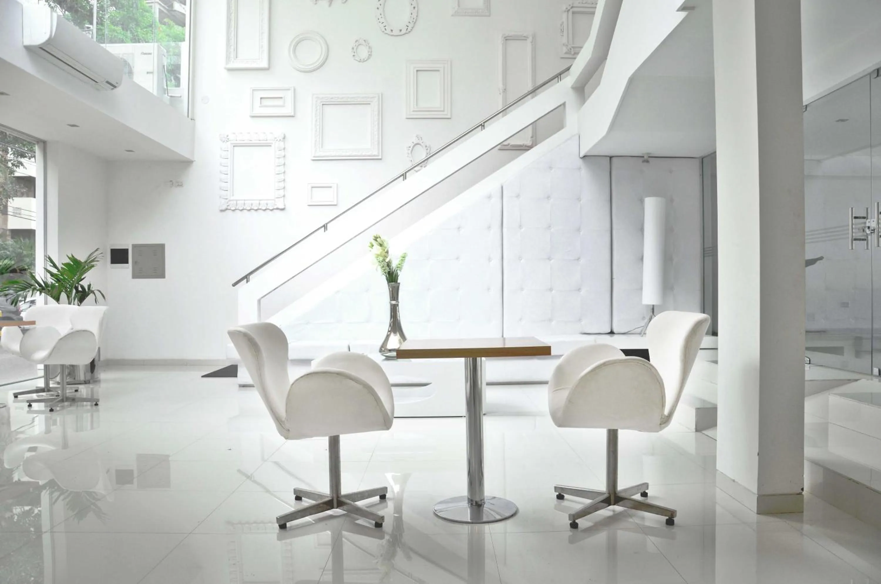 Lobby or reception in Hotel Senses Equipetrol