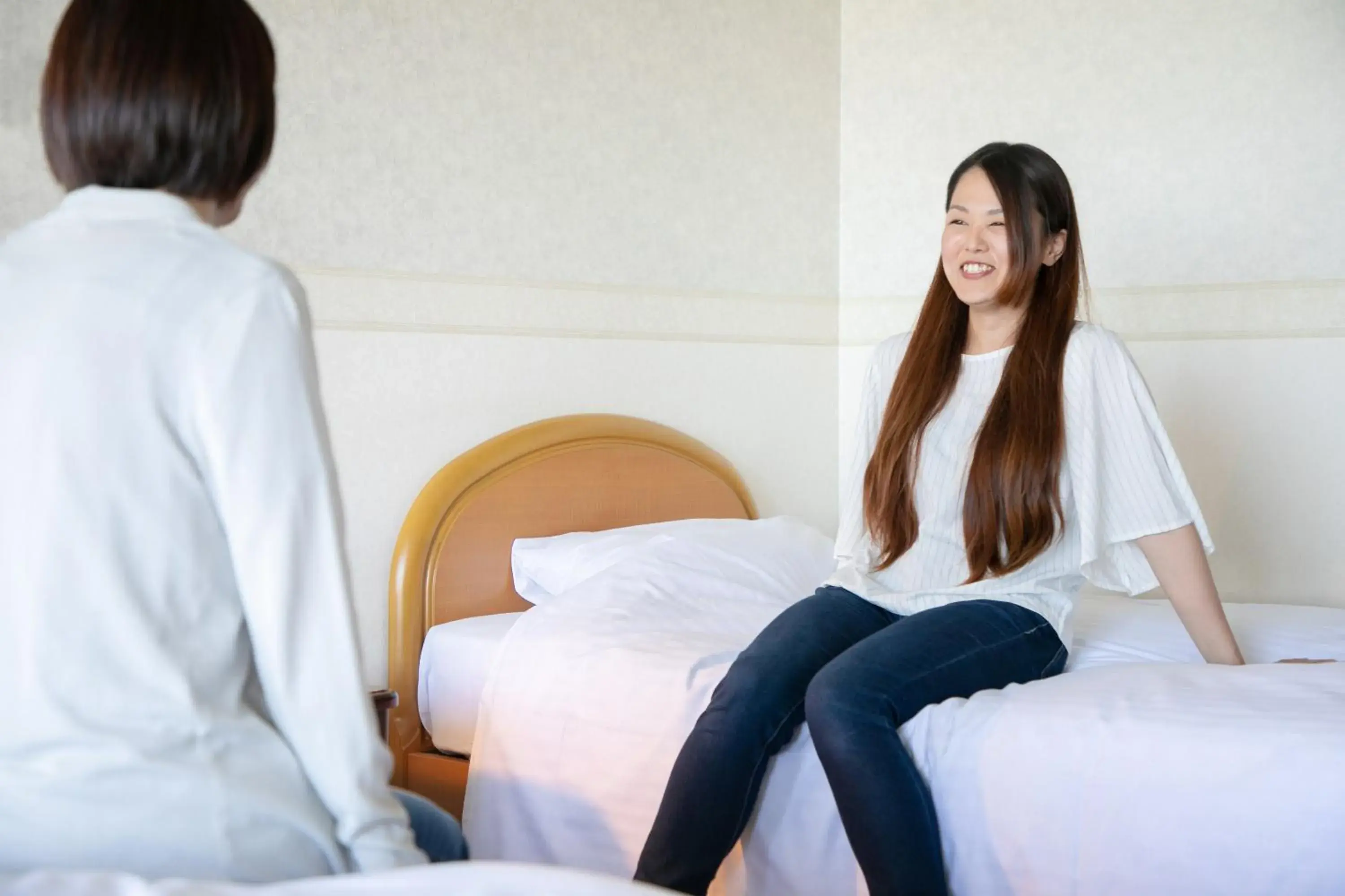 People, Bed in Omuta Heights People, Bed in Omuta Heights