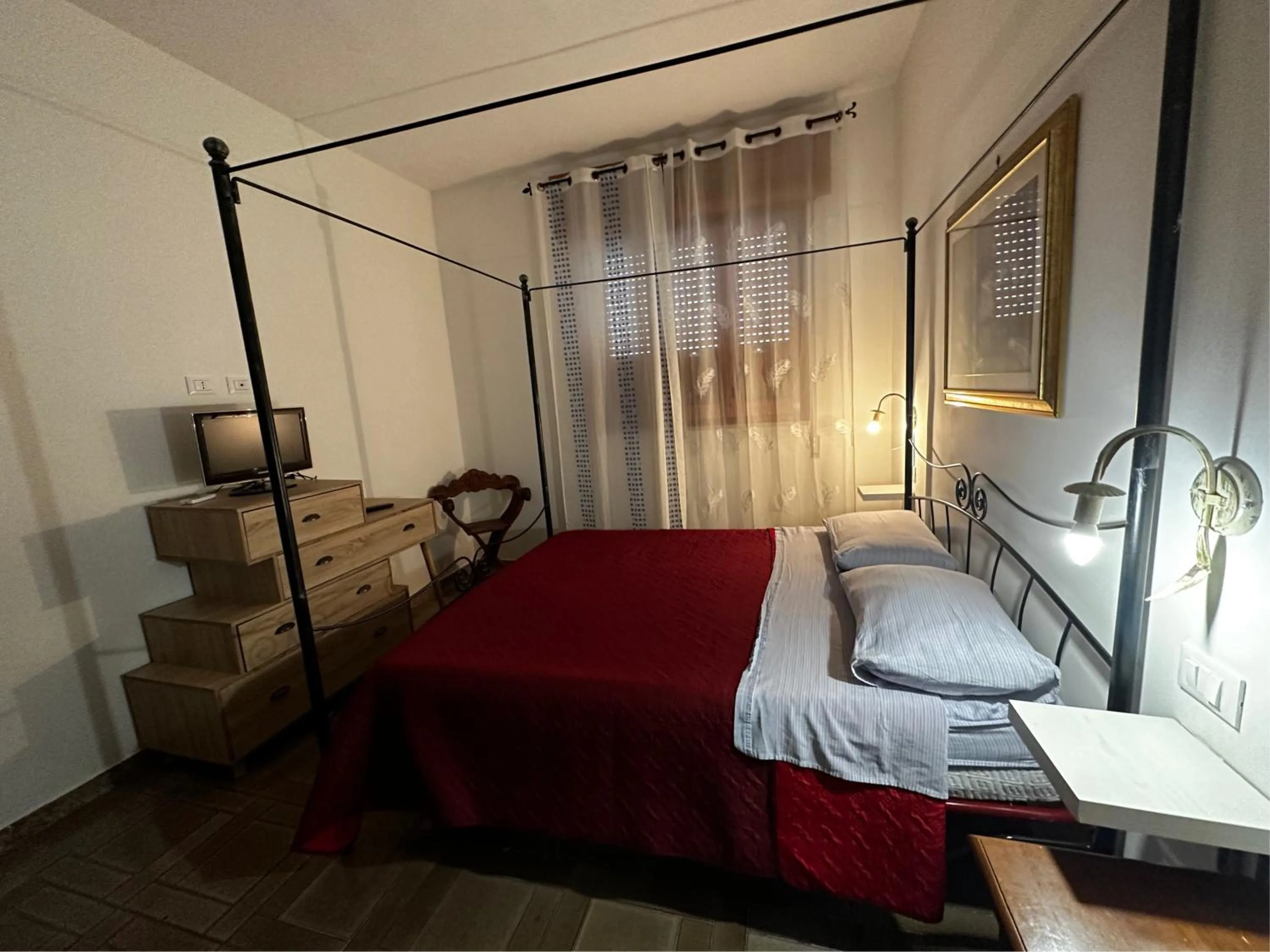 TV and multimedia, Bed in B&B Villa Grazia