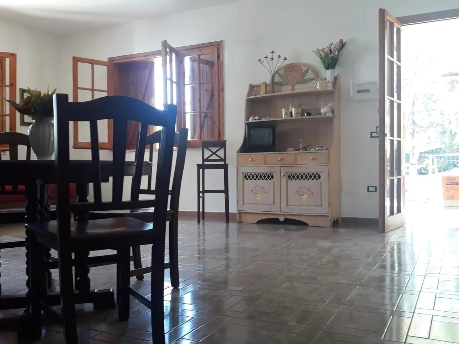 Communal lounge/ TV room in B&B Villa Grazia