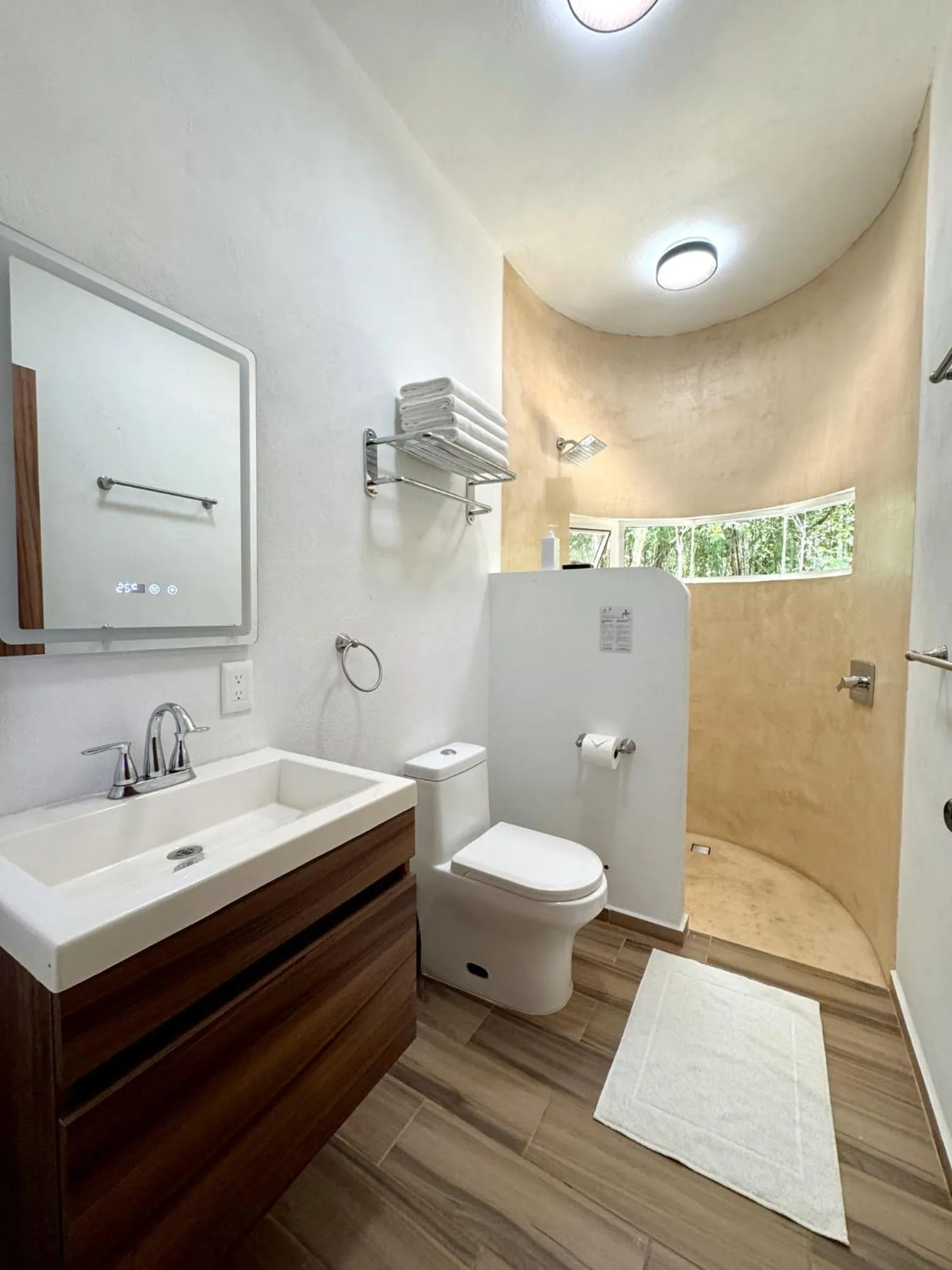 Bathroom in Casa Kaan Calakmul