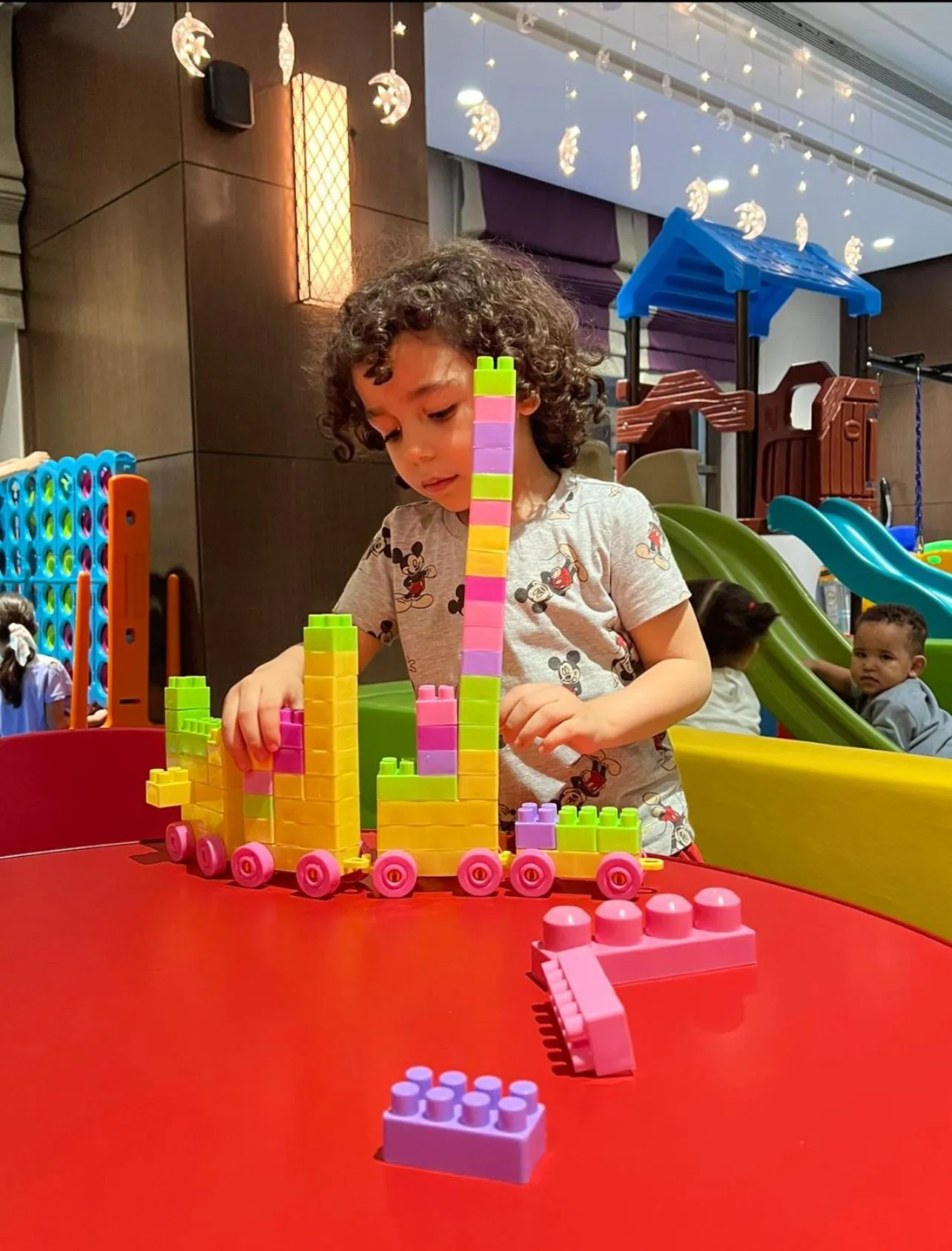 Violet Al Shisha Hotel