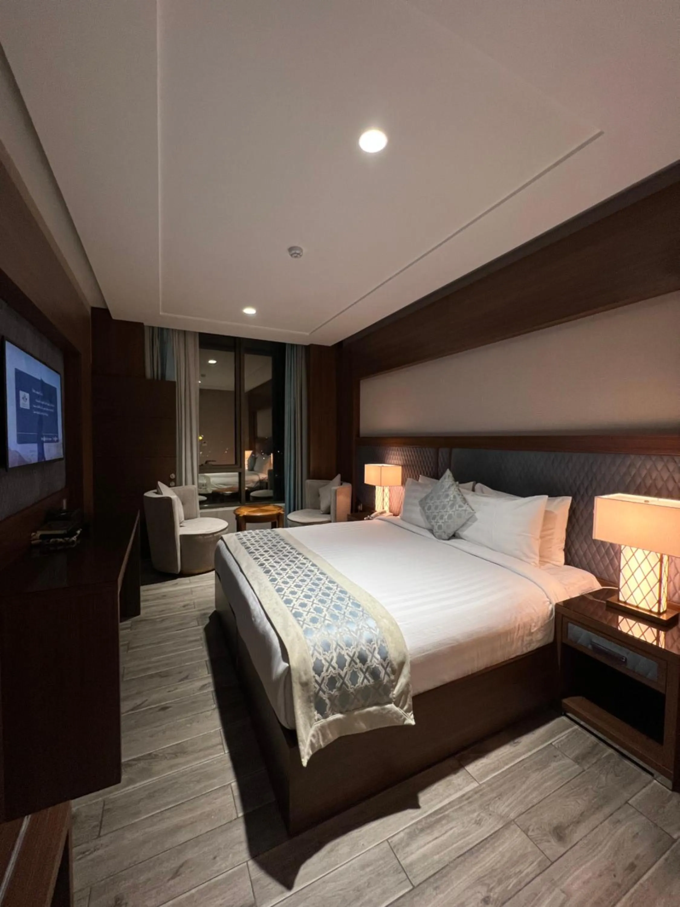 Bed in Violet Al Shisha Hotel