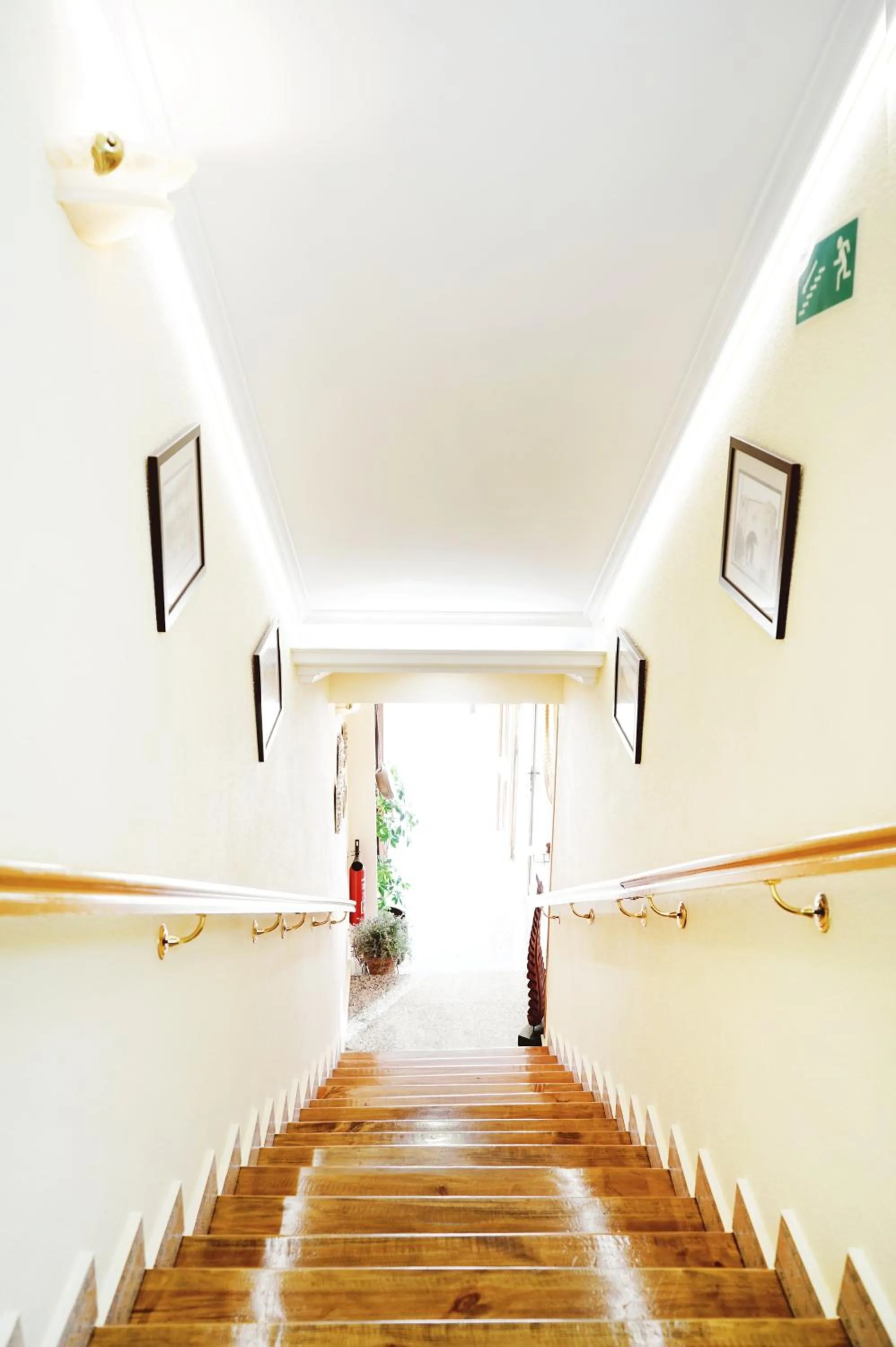 Lobby or reception in DC Mesones 21