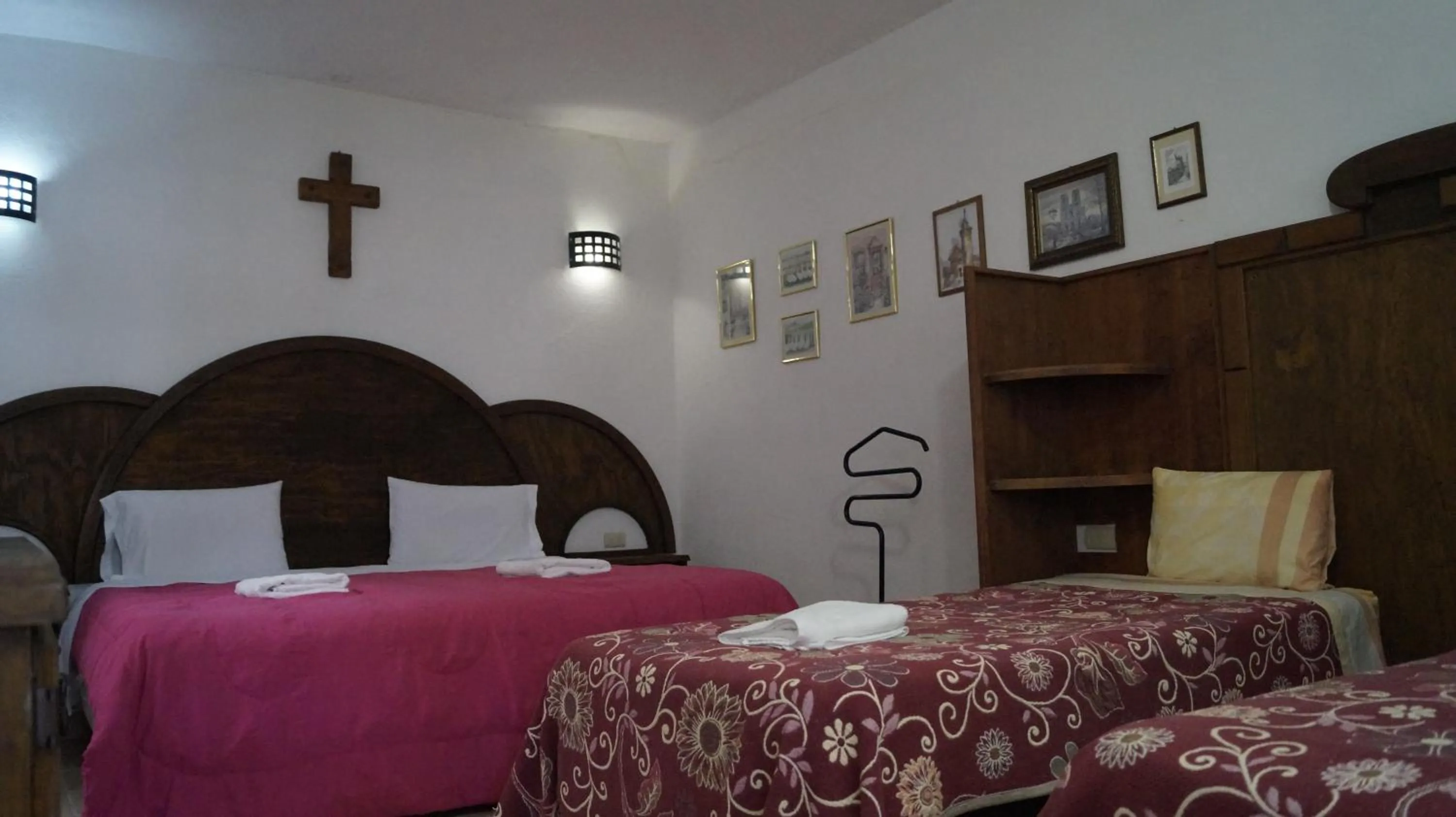 Bed in Hotel Hacienda Xico Inn