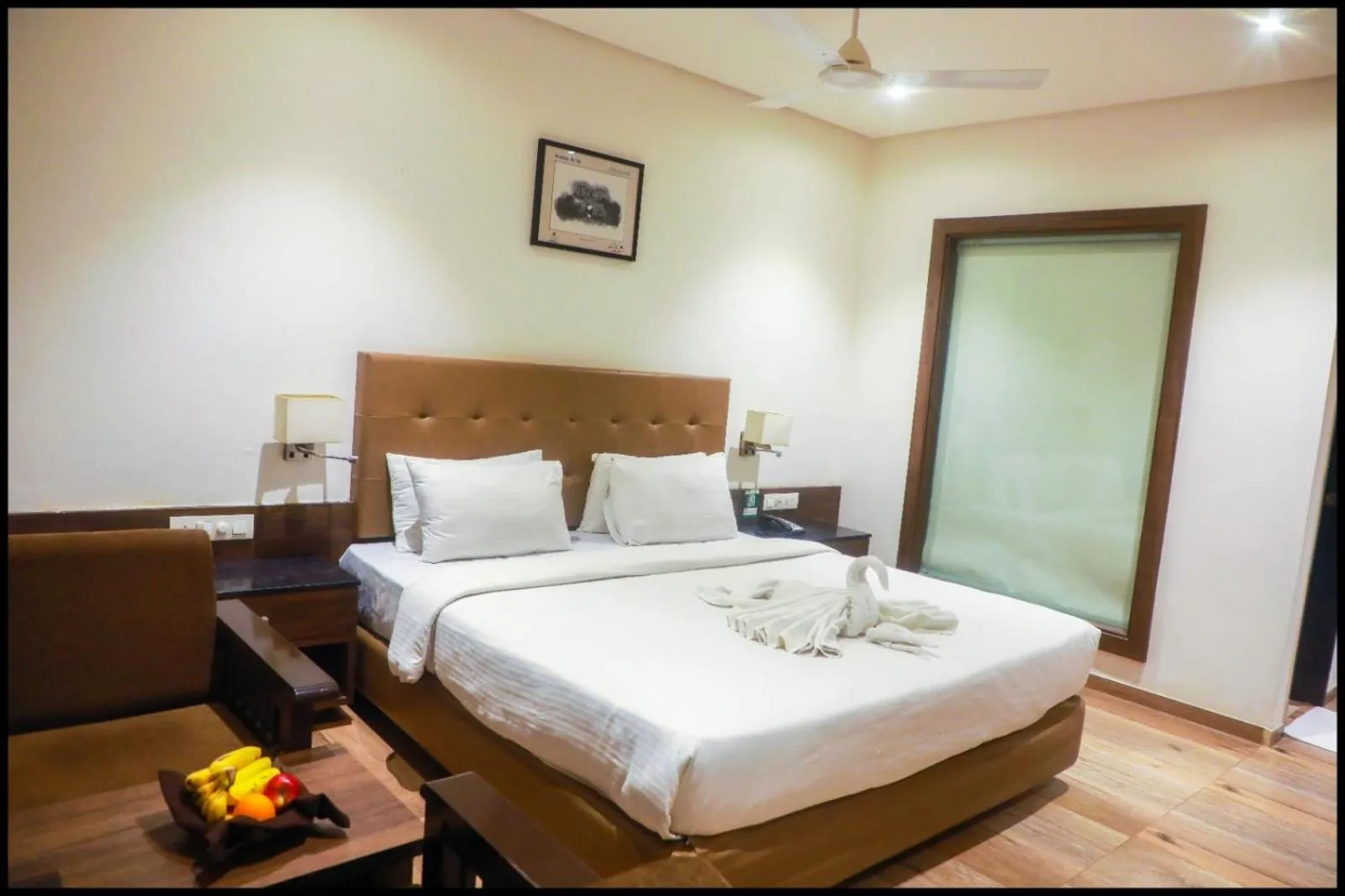 Bed in The Byke Suraj Club, Junagadh