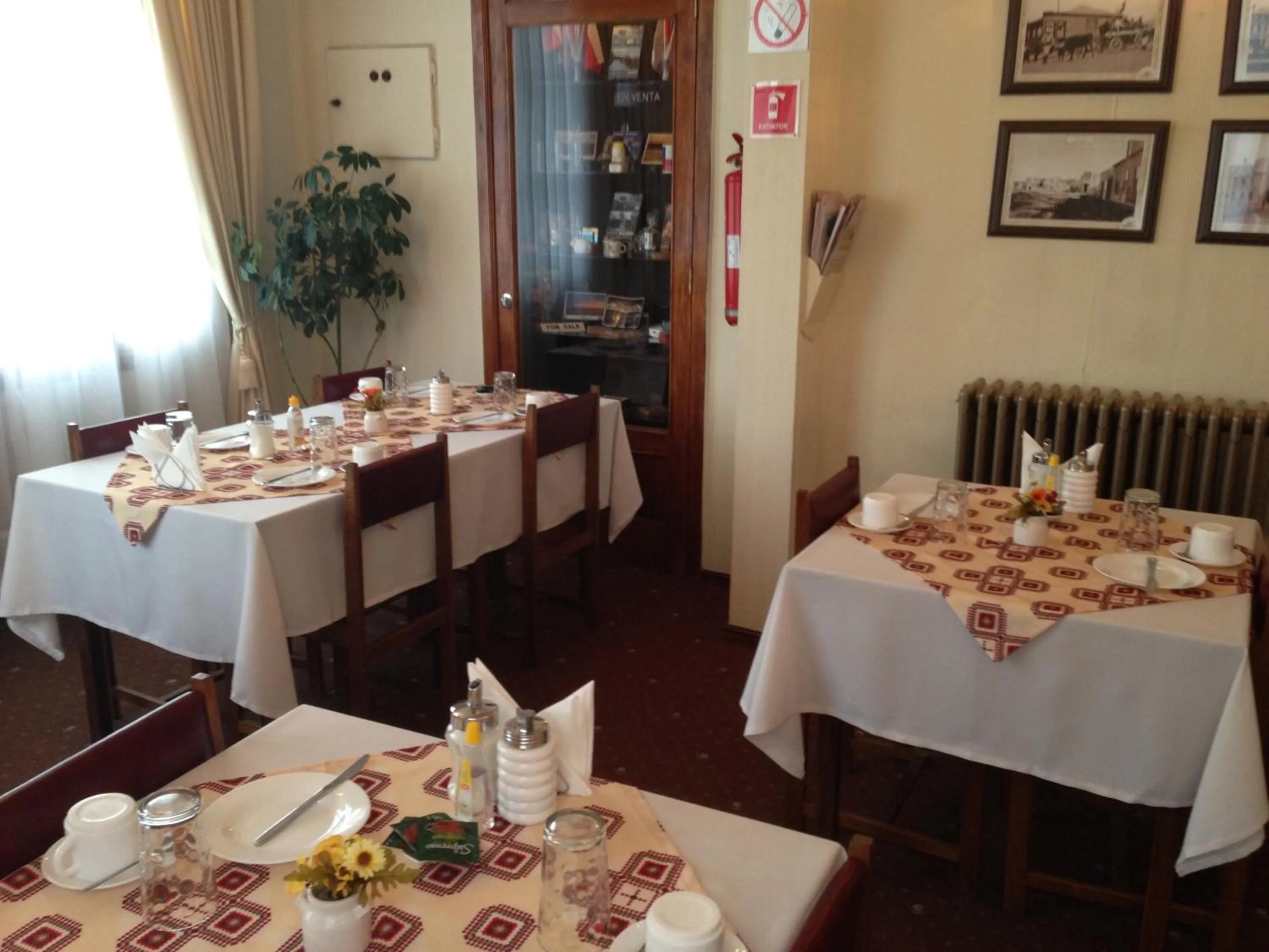 Dining area in Hotel Mercurio