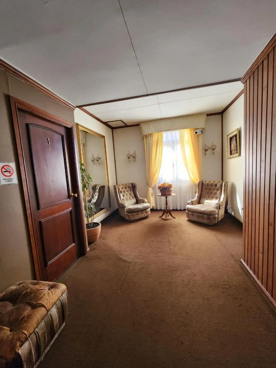 Living room in Hotel Mercurio