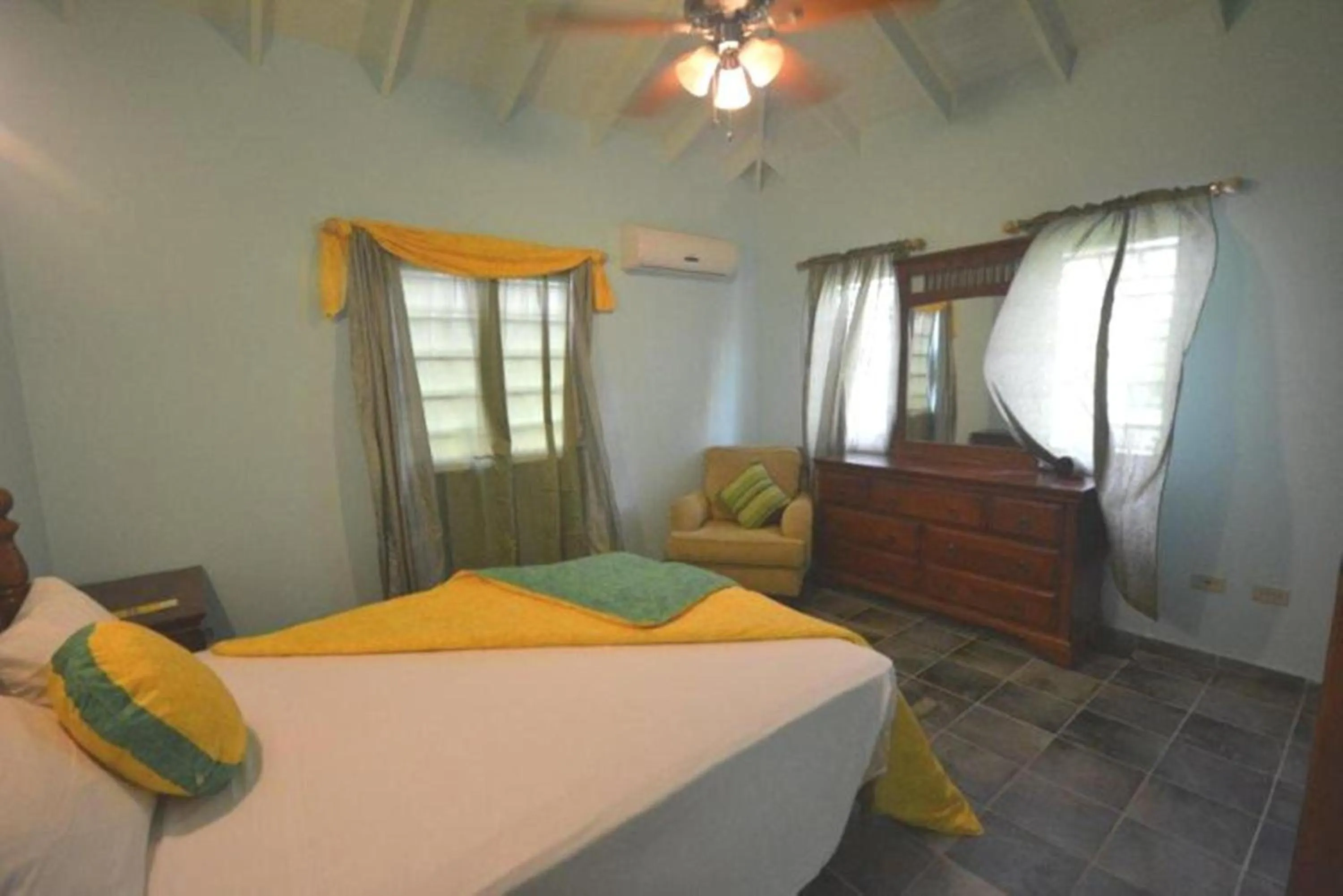 Bedroom, Bed in Lamblion Holiday Apartment