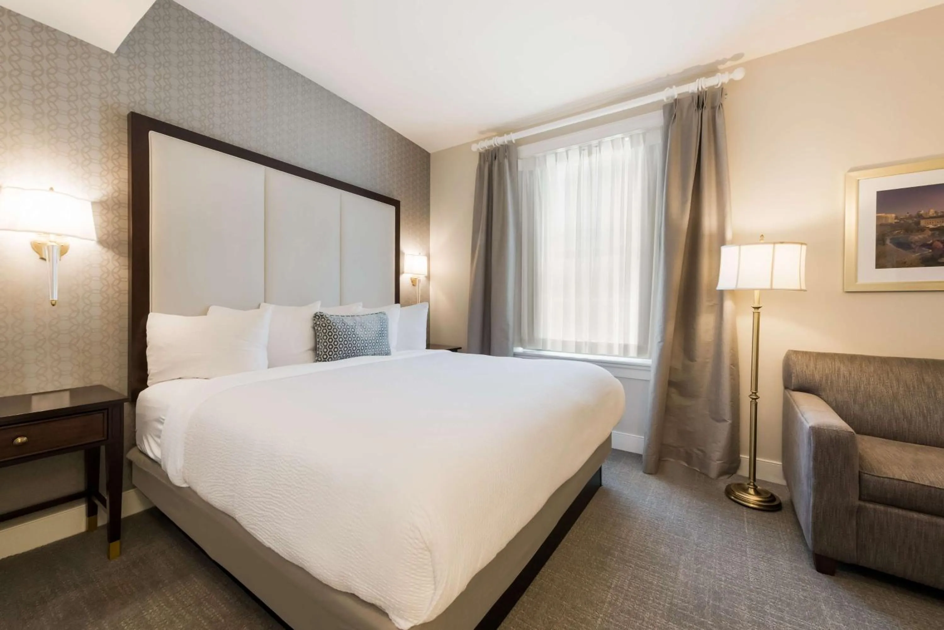 Bedroom, Bed in Independence Park Hotel, BW Premier Collection