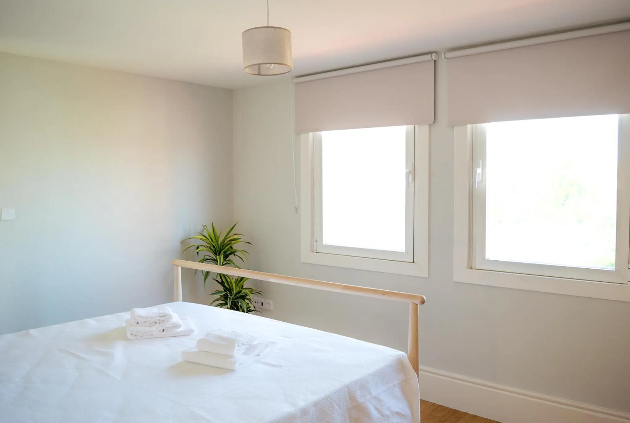 Bedroom, Bed in Queen's Garden Hostel