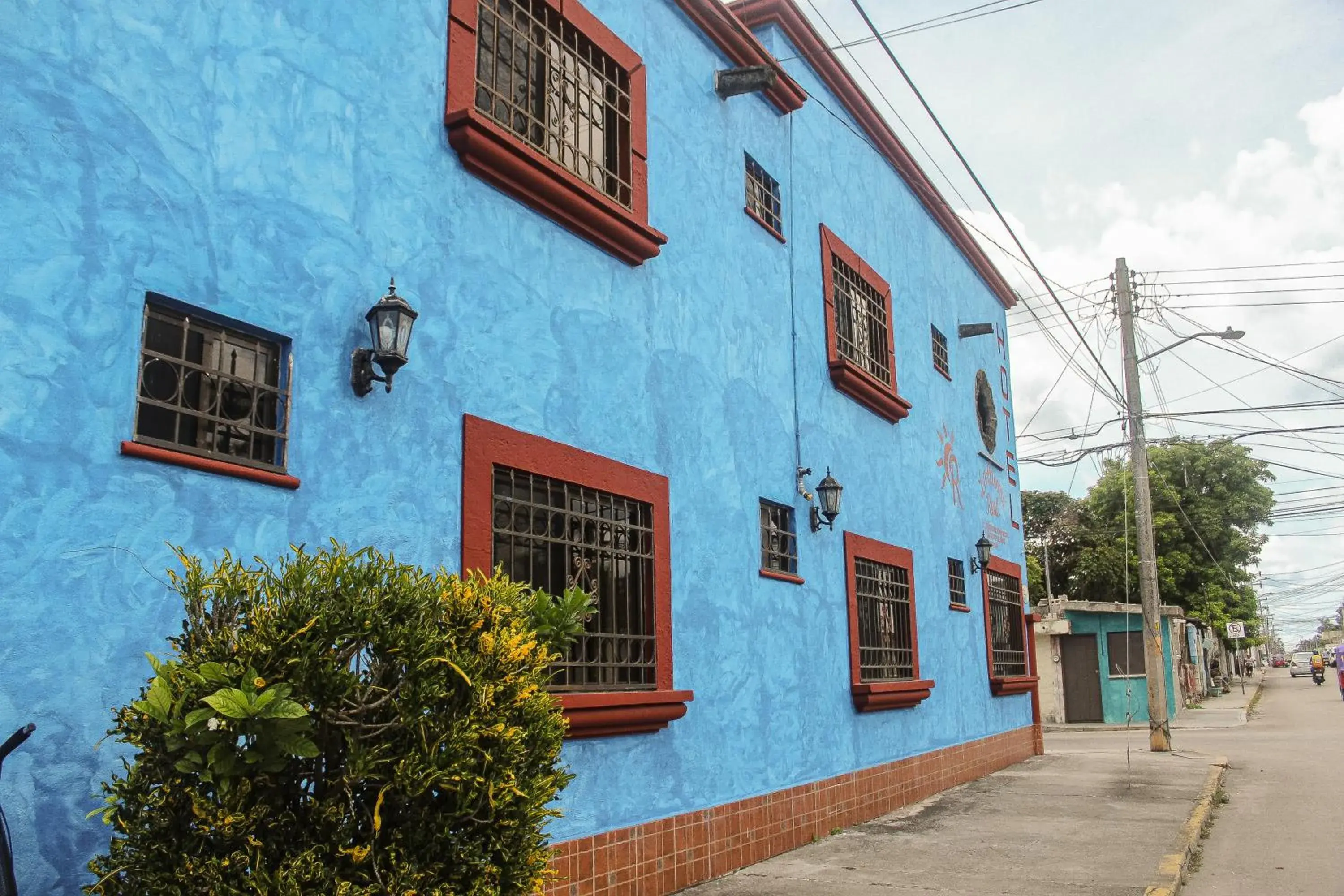Facade/entrance in Hotel La Casona Real Facade/entrance in Hotel La Casona Real
