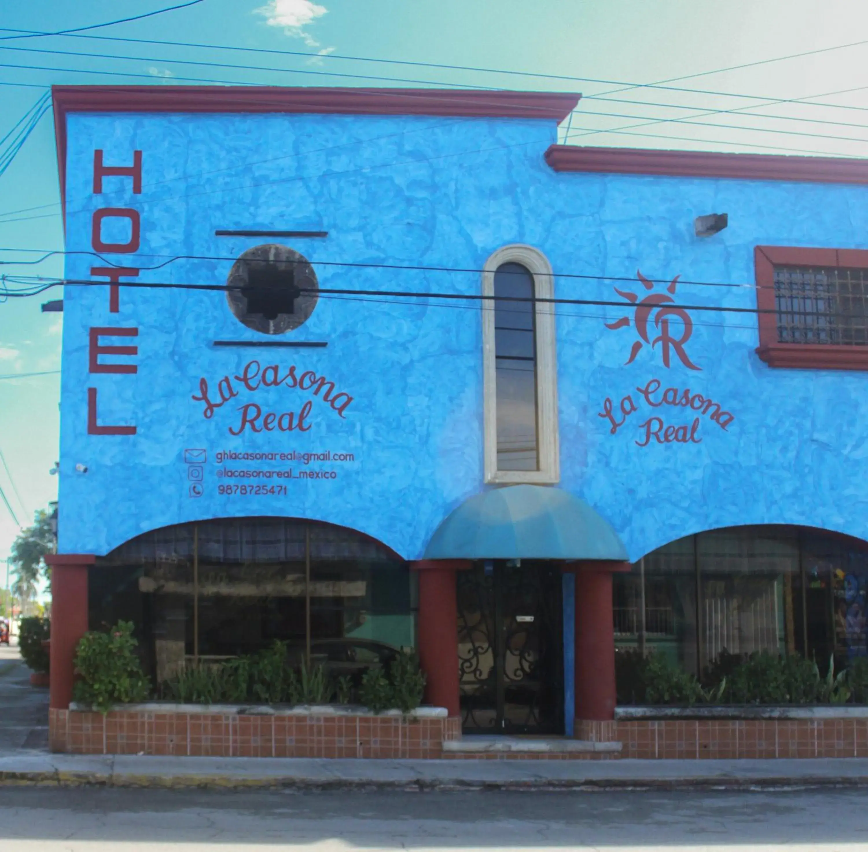 Facade/entrance in Hotel La Casona Real Facade/entrance in Hotel La Casona Real