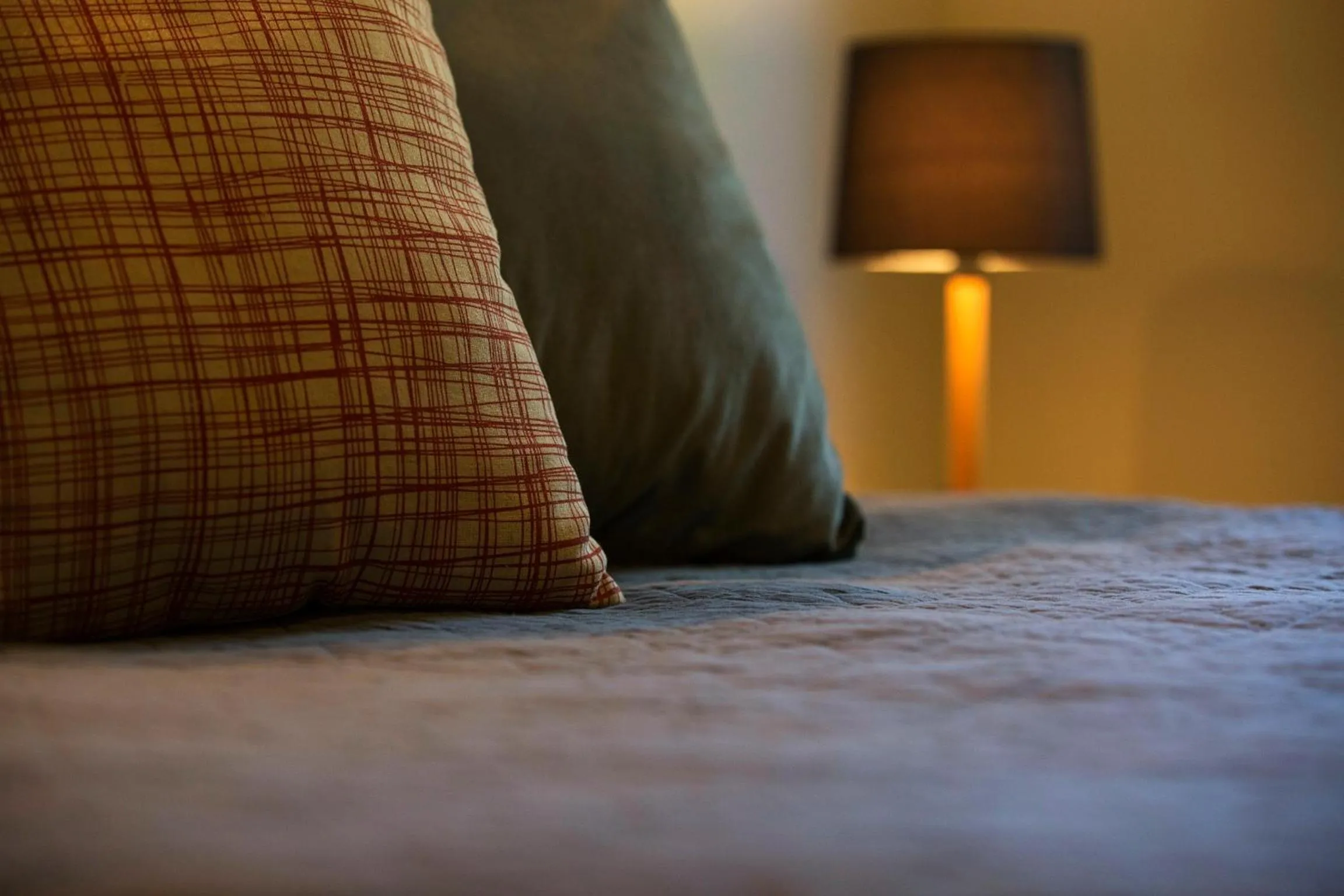 Bedroom, Bed in Beach House Motel