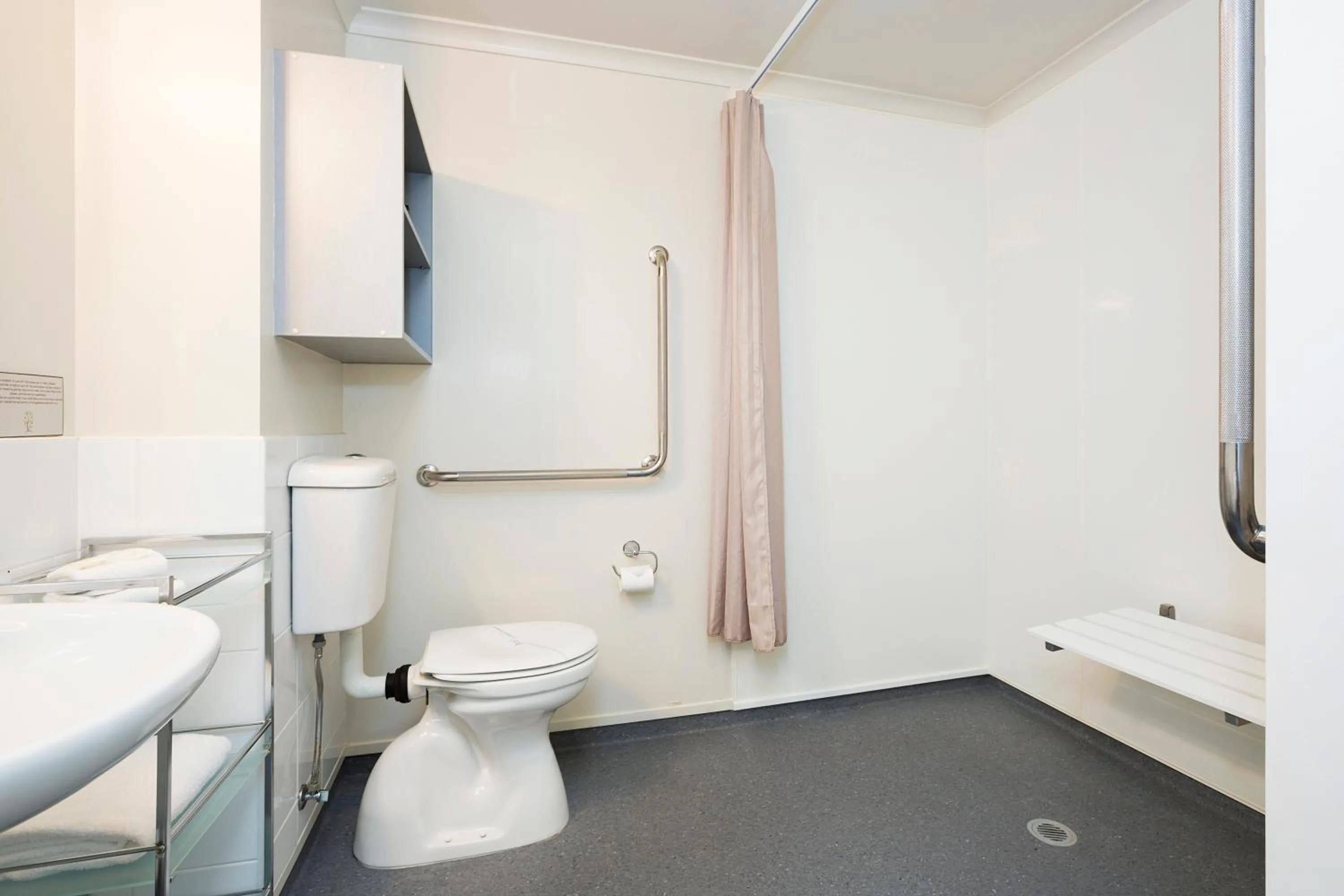 Bathroom in Beach House Motel