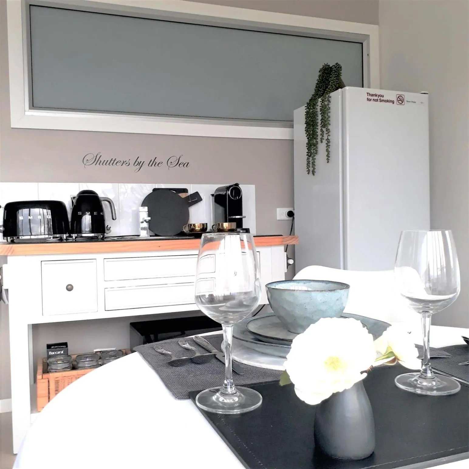 Shutters by the Sea Kiama-Waterfront with Ocean View for Two