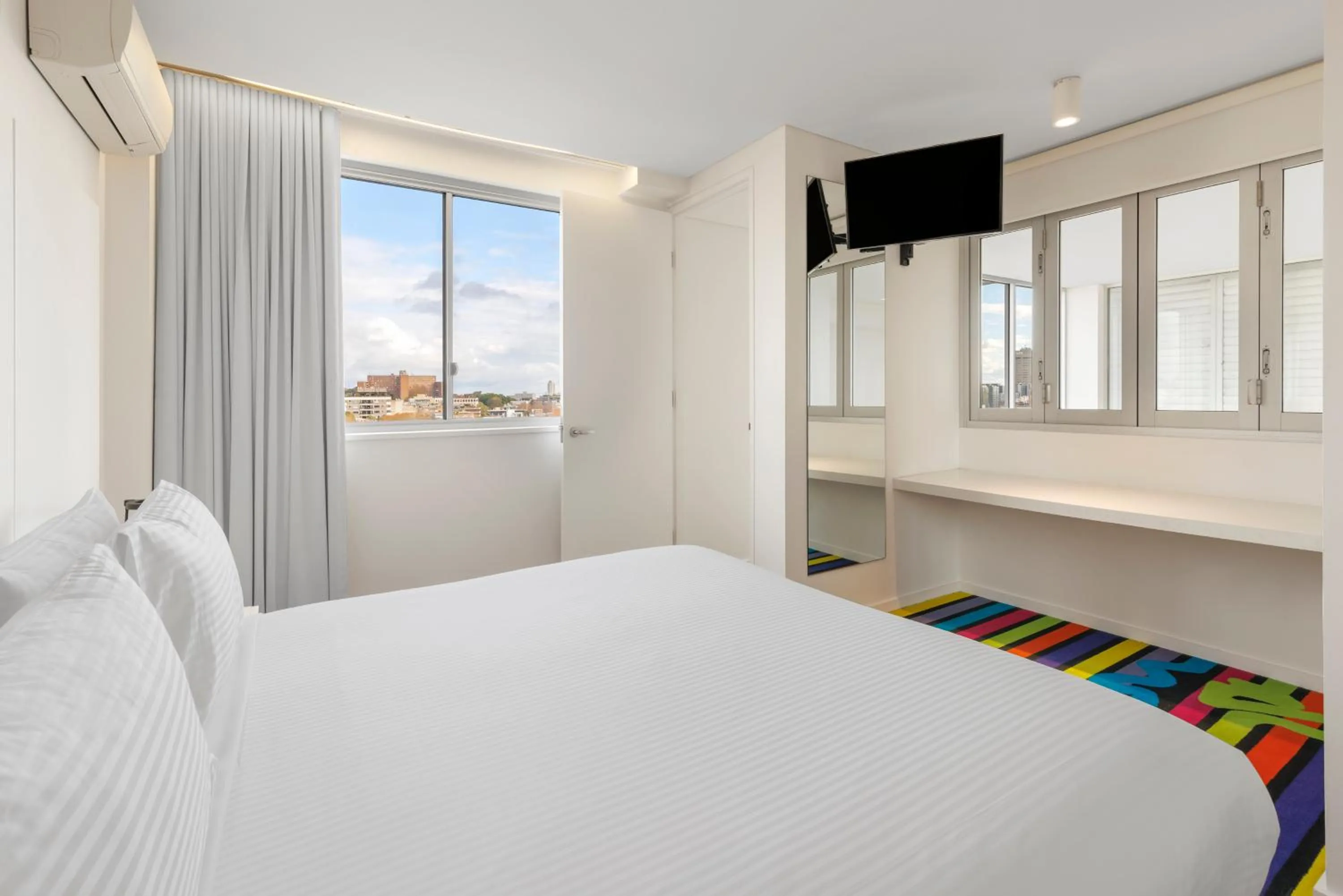 Bedroom, Bed in Adge Hotel and Residences