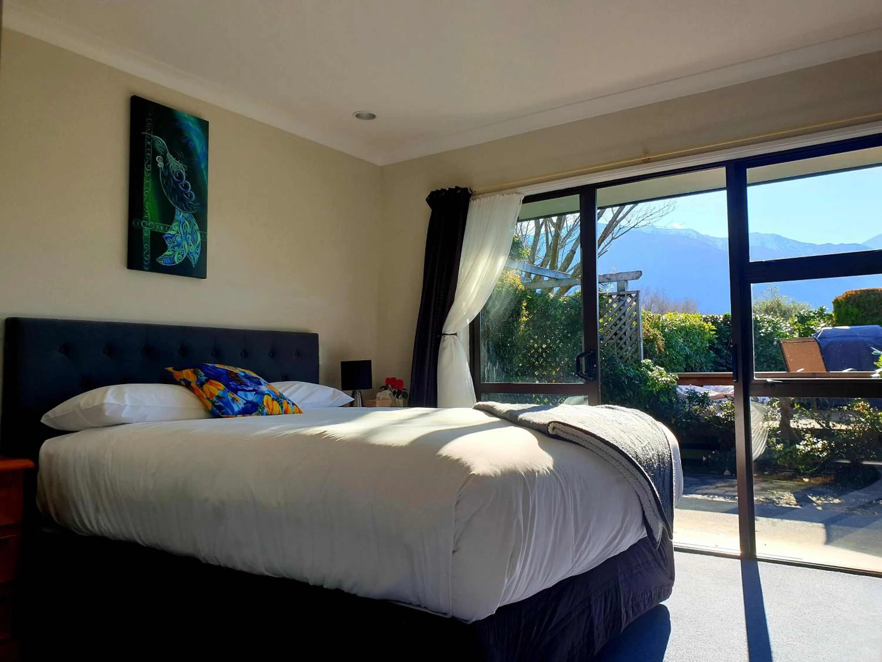 Bed in Te Mahuru Retreat