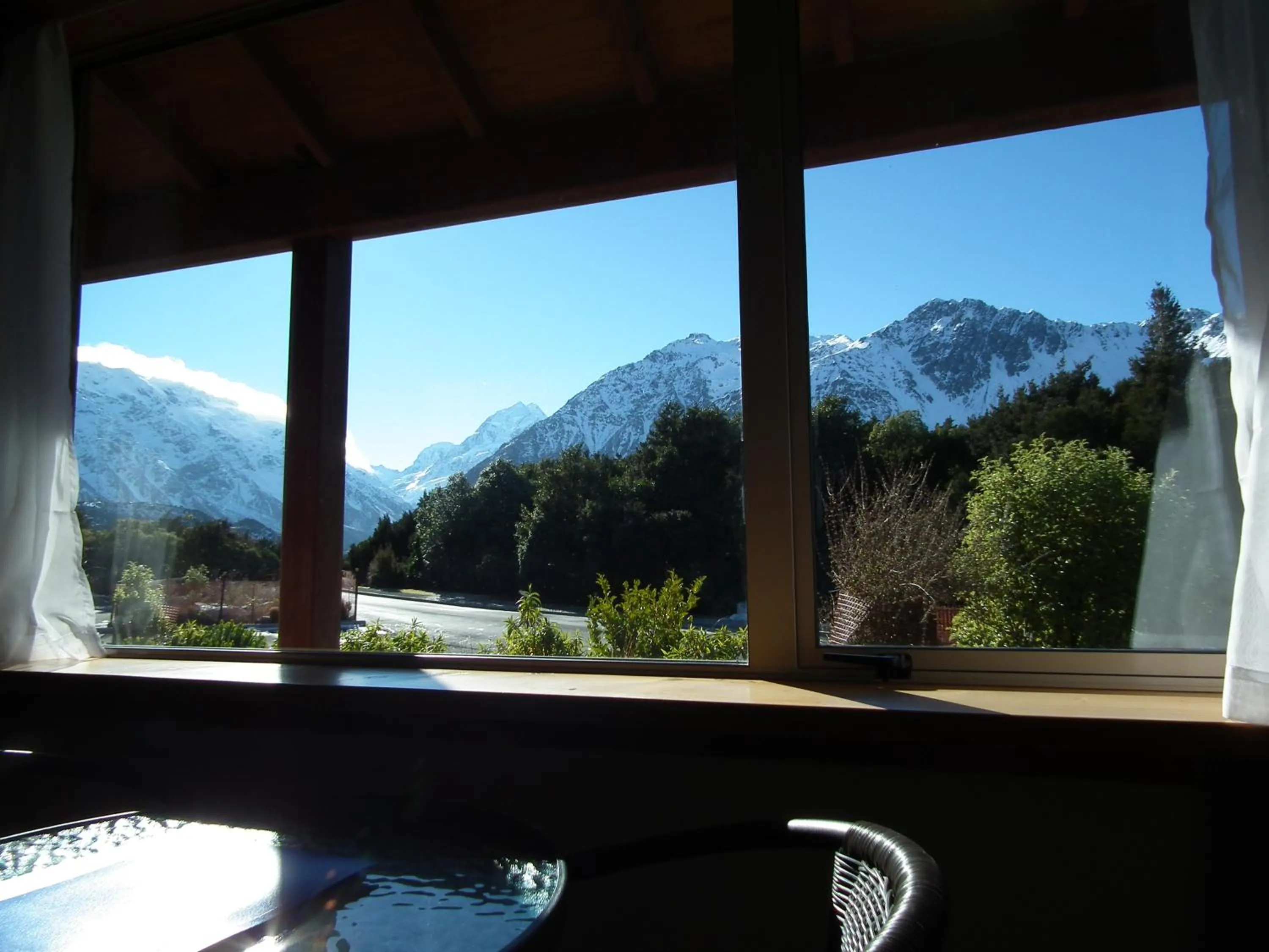 Landmark view in Aoraki Mount Cook Alpine Lodge