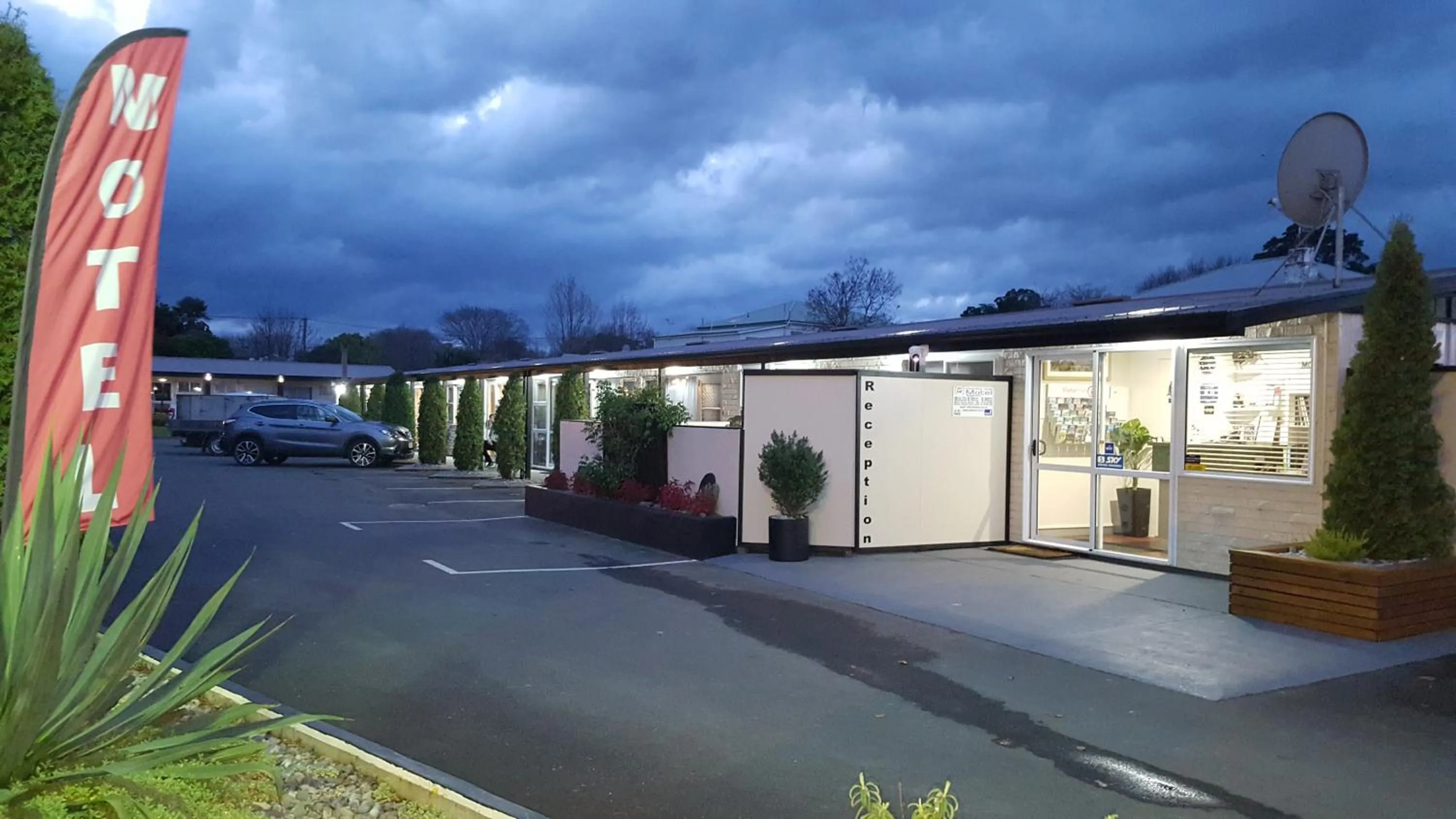 Facade/entrance in Amble Inn Motel