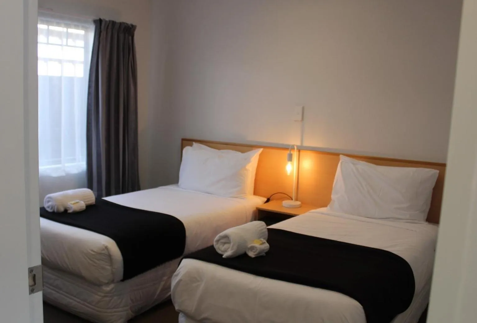 Bedroom, Bed in ASURE Kaimai View Motel