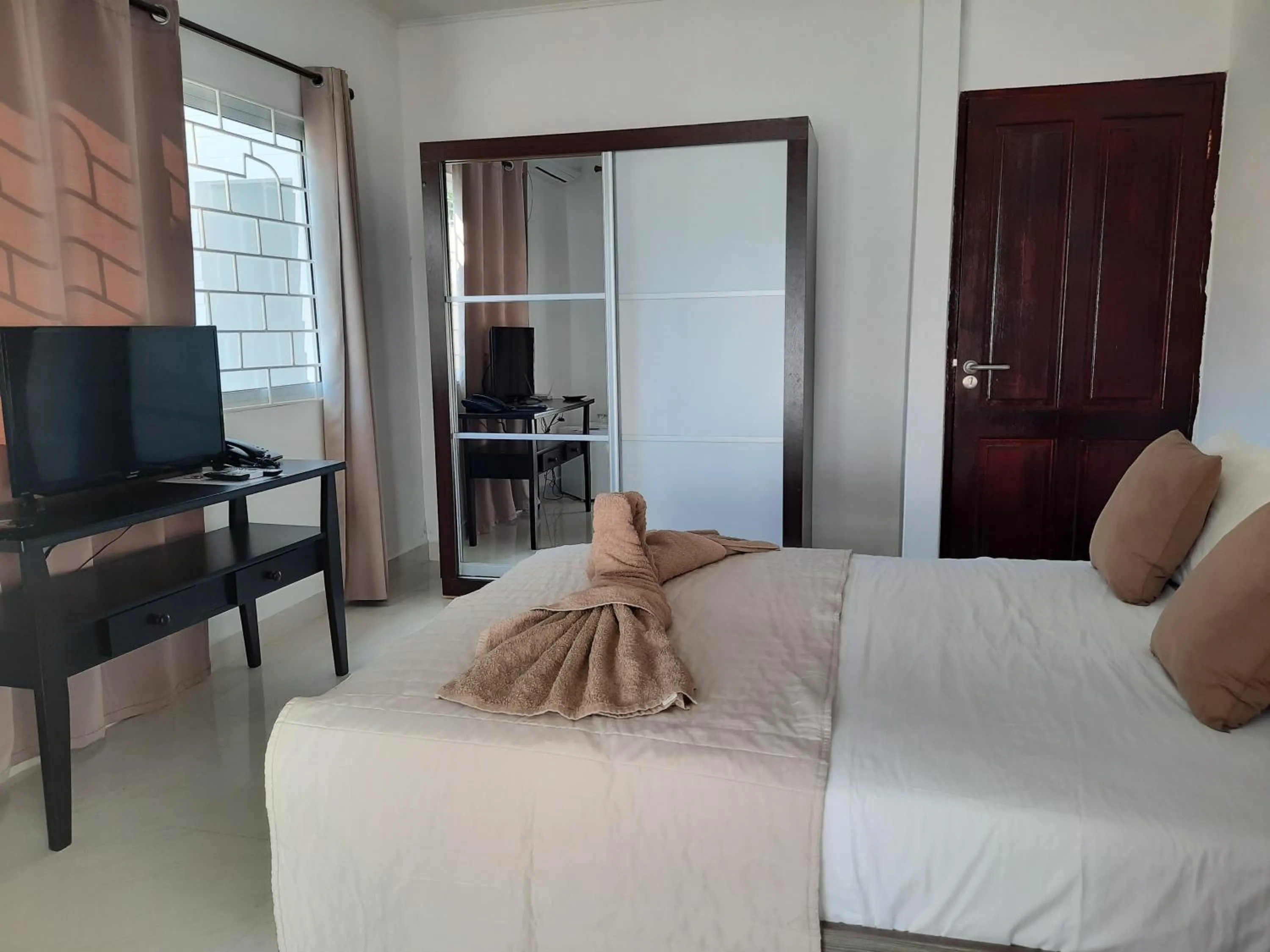 Bed in Hotel Plein Soleil