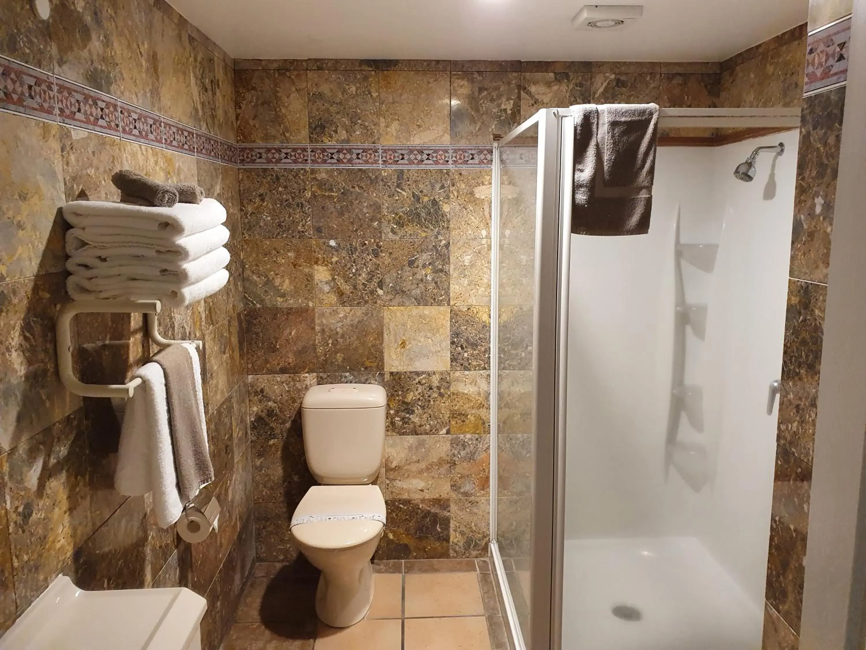 One-Bedroom Apartment in Breakers Motel One-Bedroom Apartment in Breakers Motel