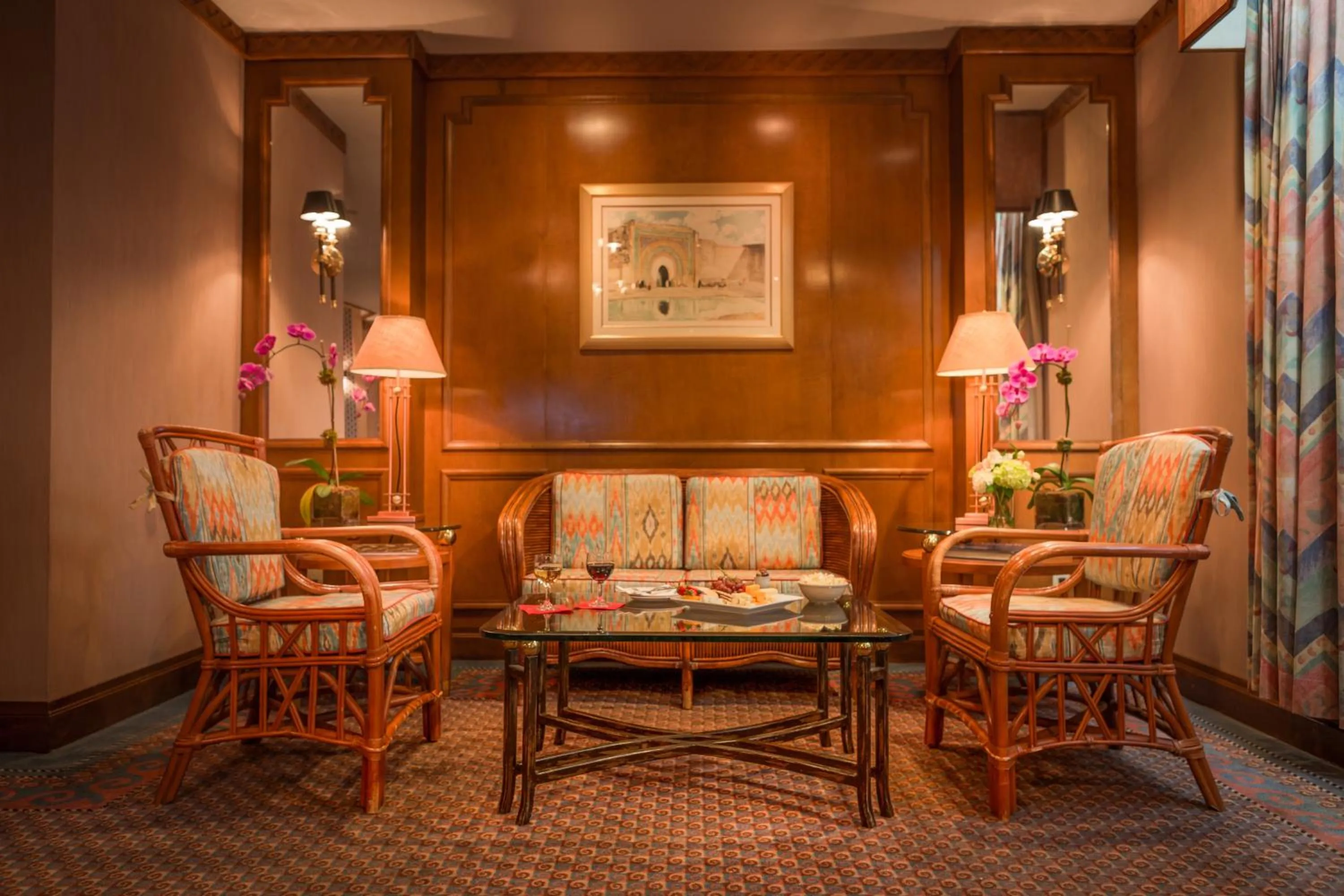 Restaurant/places to eat in Casablanca Hotel by Library Hotel Collection