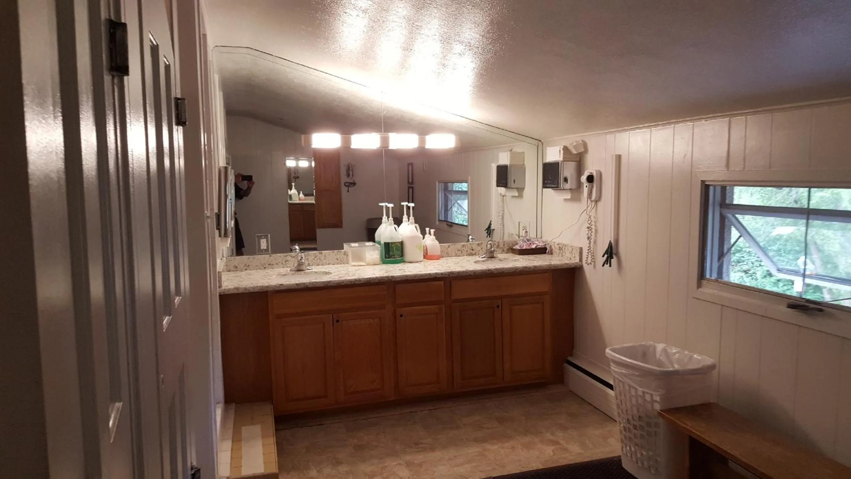 Bathroom in St Moritz Lodge and Condominiums