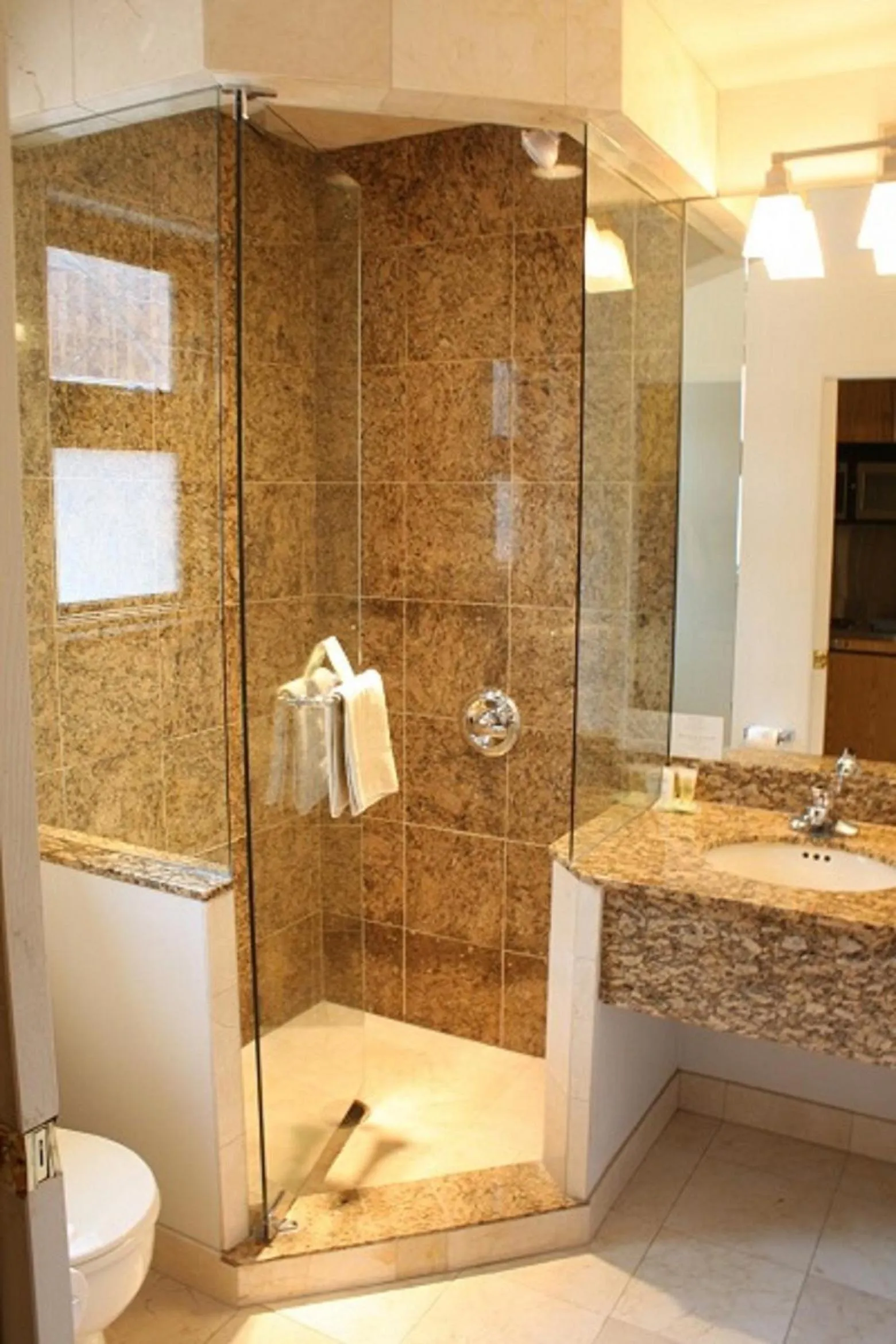 Shower in St Moritz Lodge and Condominiums