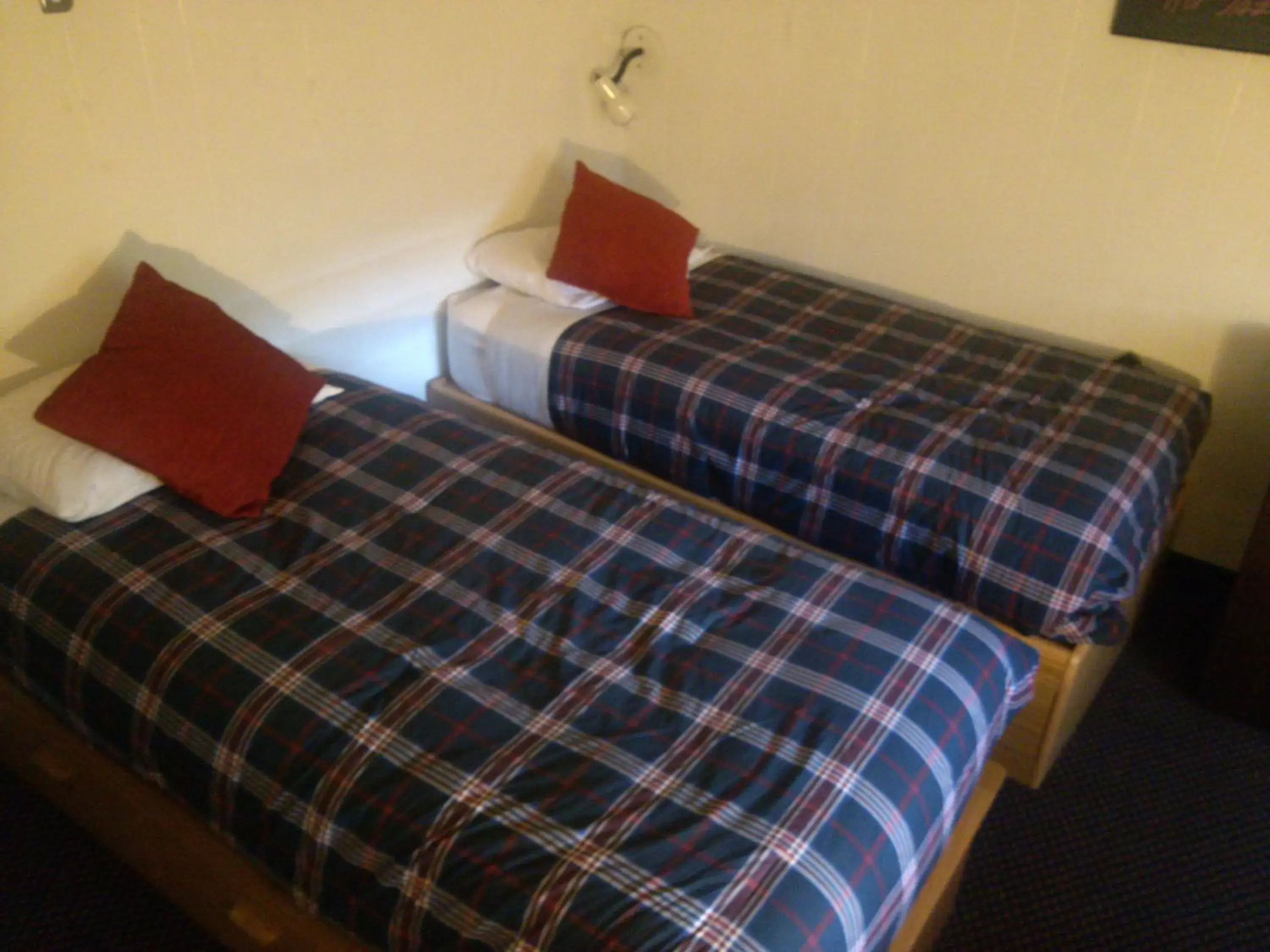 Bed in St Moritz Lodge and Condominiums Bed in St Moritz Lodge and Condominiums