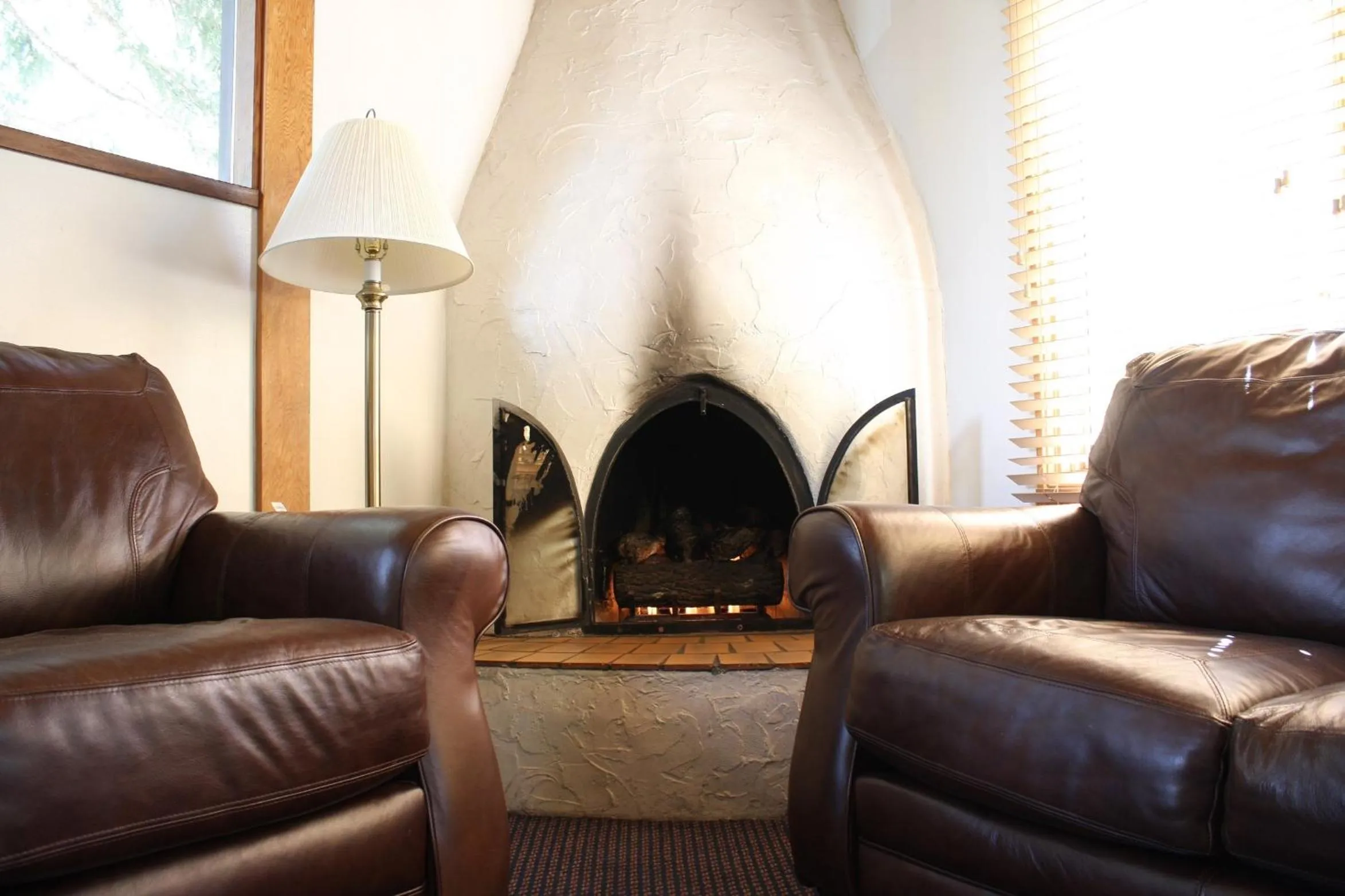 Living room in St Moritz Lodge and Condominiums