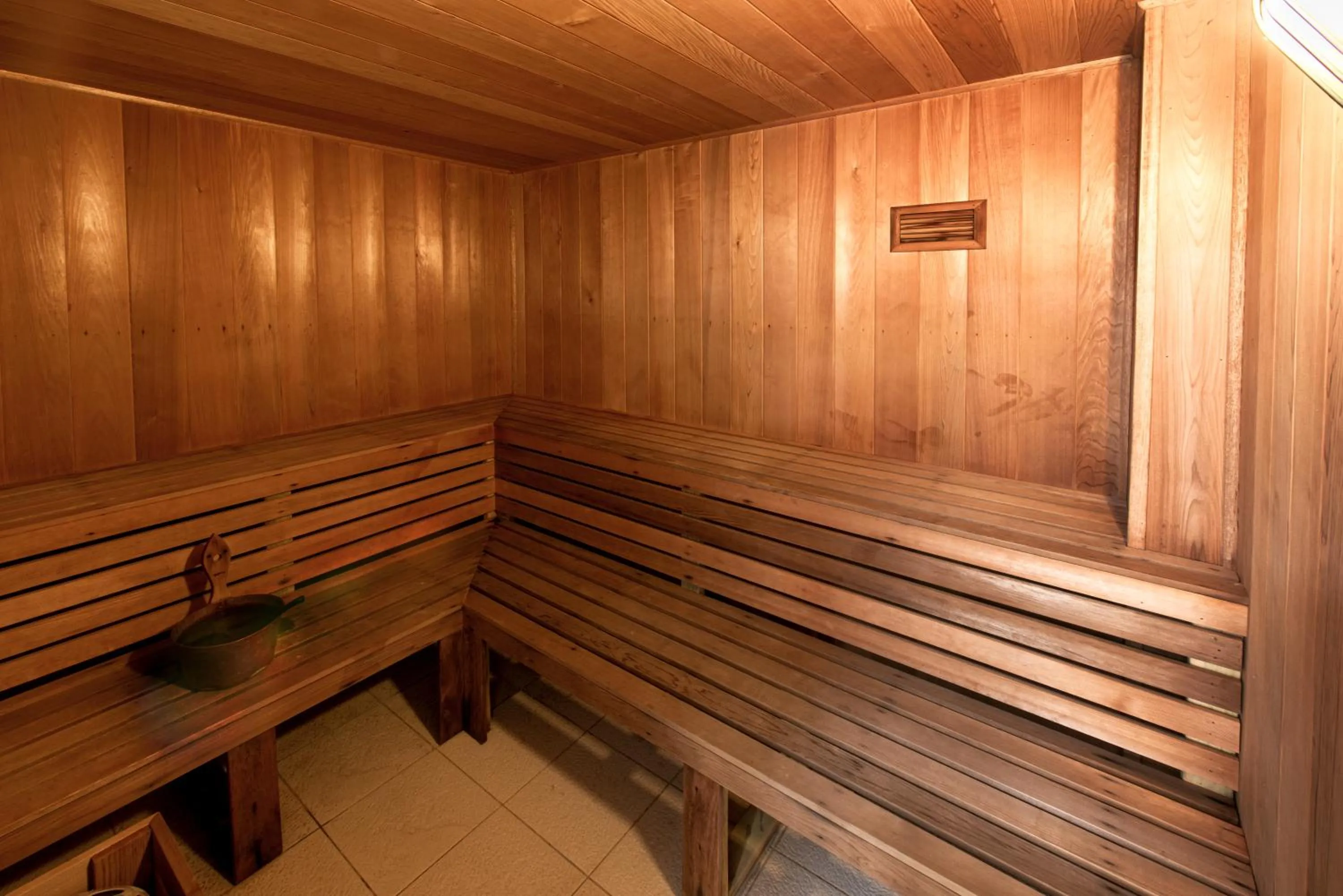 Sauna in Berkeley on the Beach