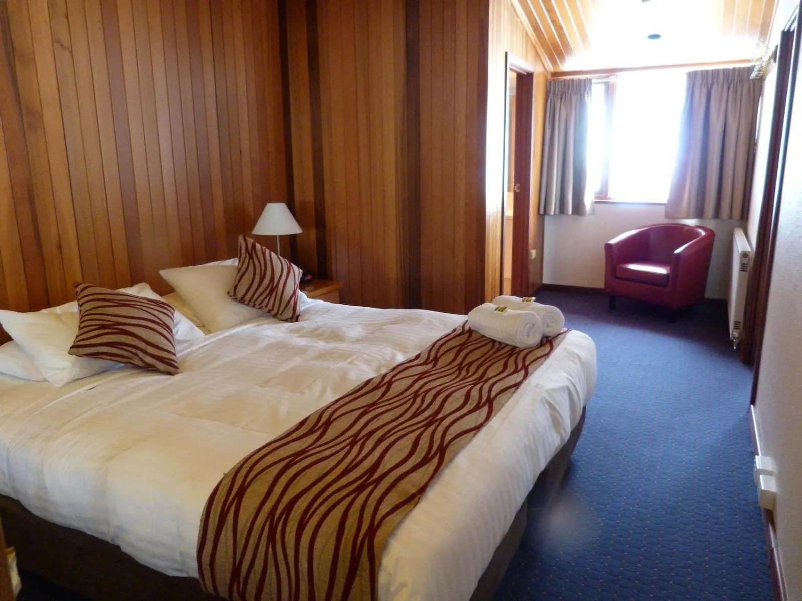 Bedroom, Bed in Valhalla Perisher