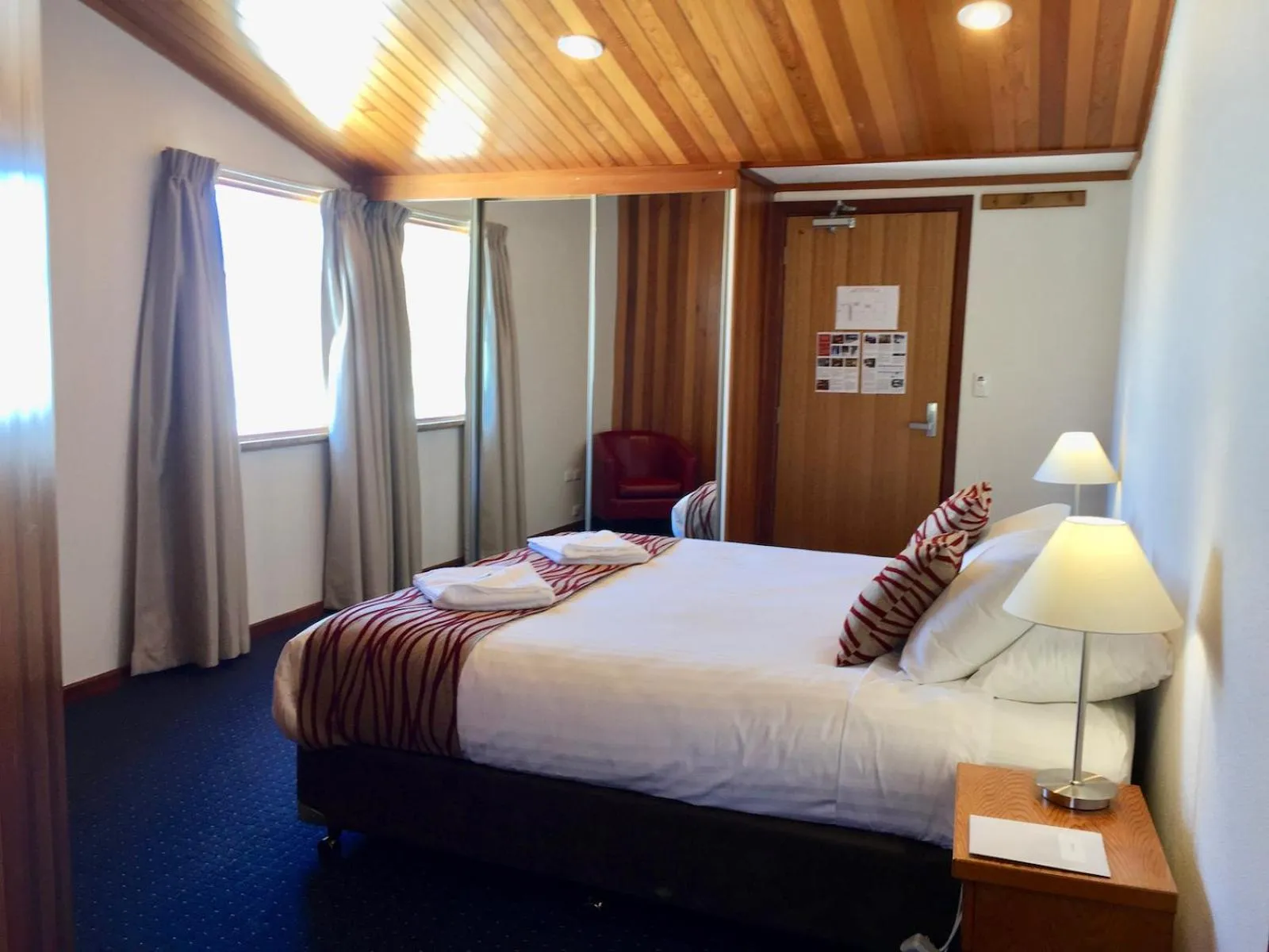 Bedroom, Bed in Valhalla Perisher