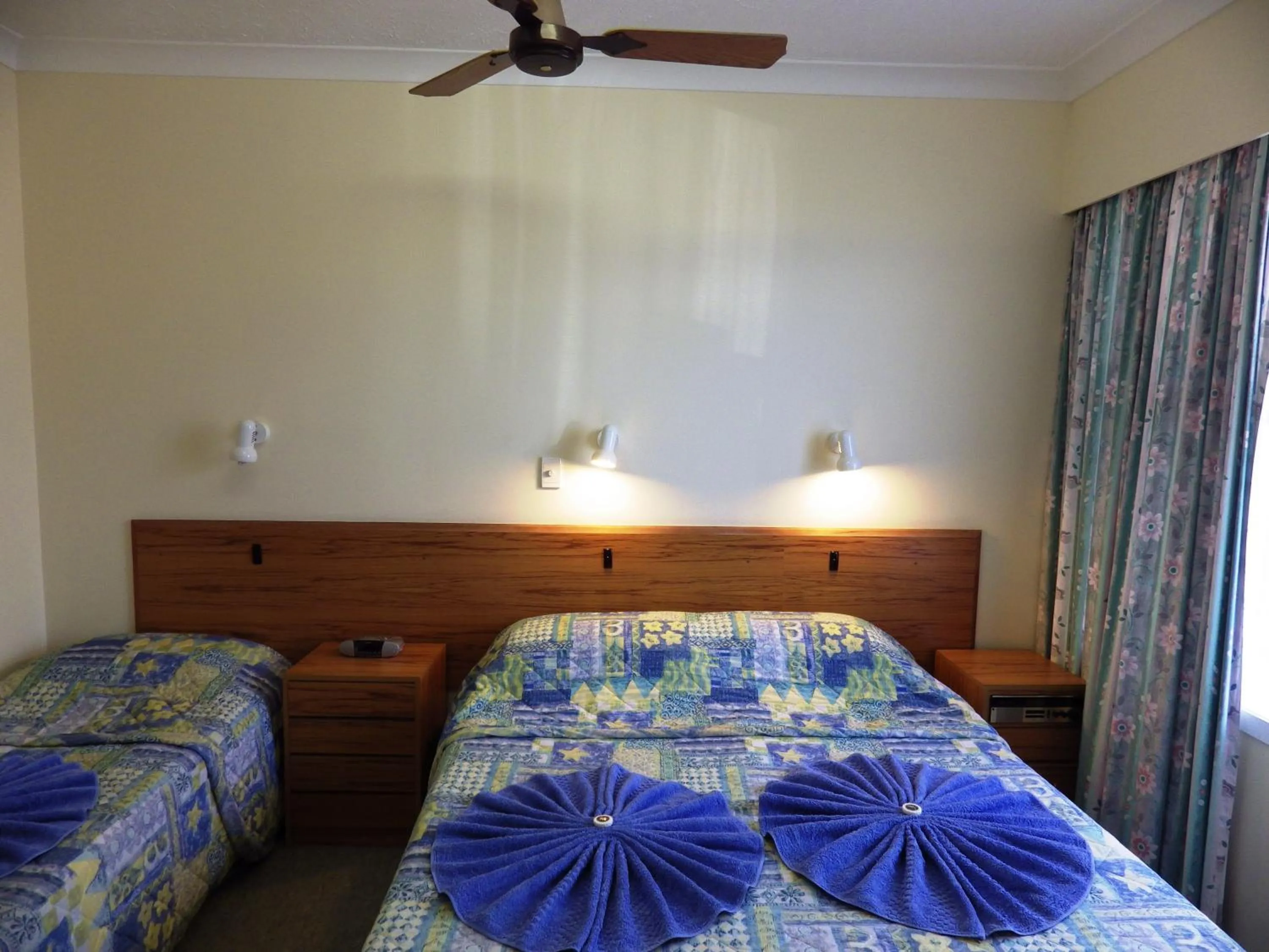 Bedroom, Bed in Panorama Seaside Apartments Norfolk Island
