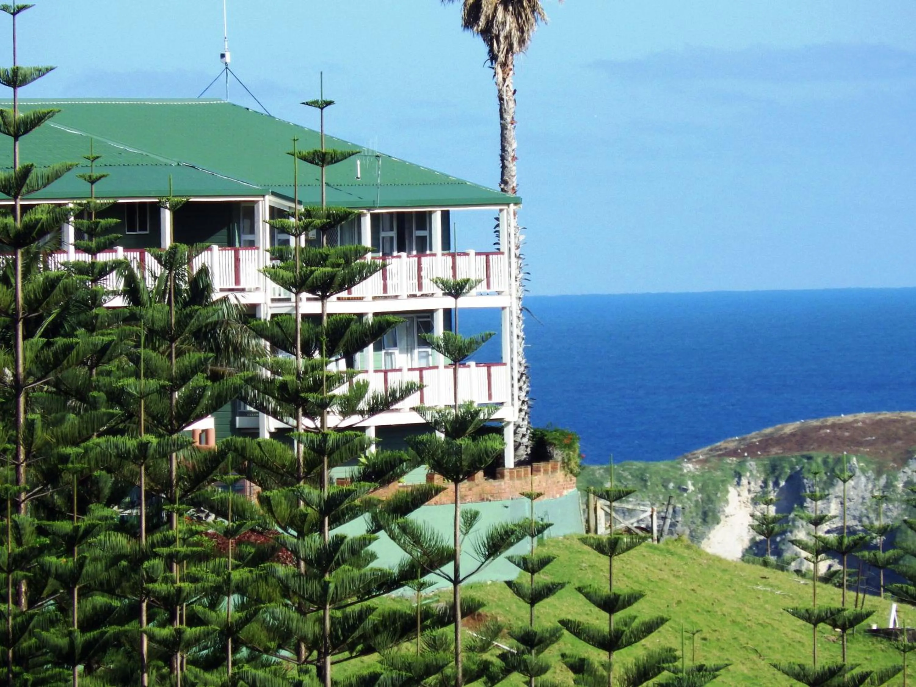 Facade/entrance in Panorama Seaside Apartments Norfolk Island